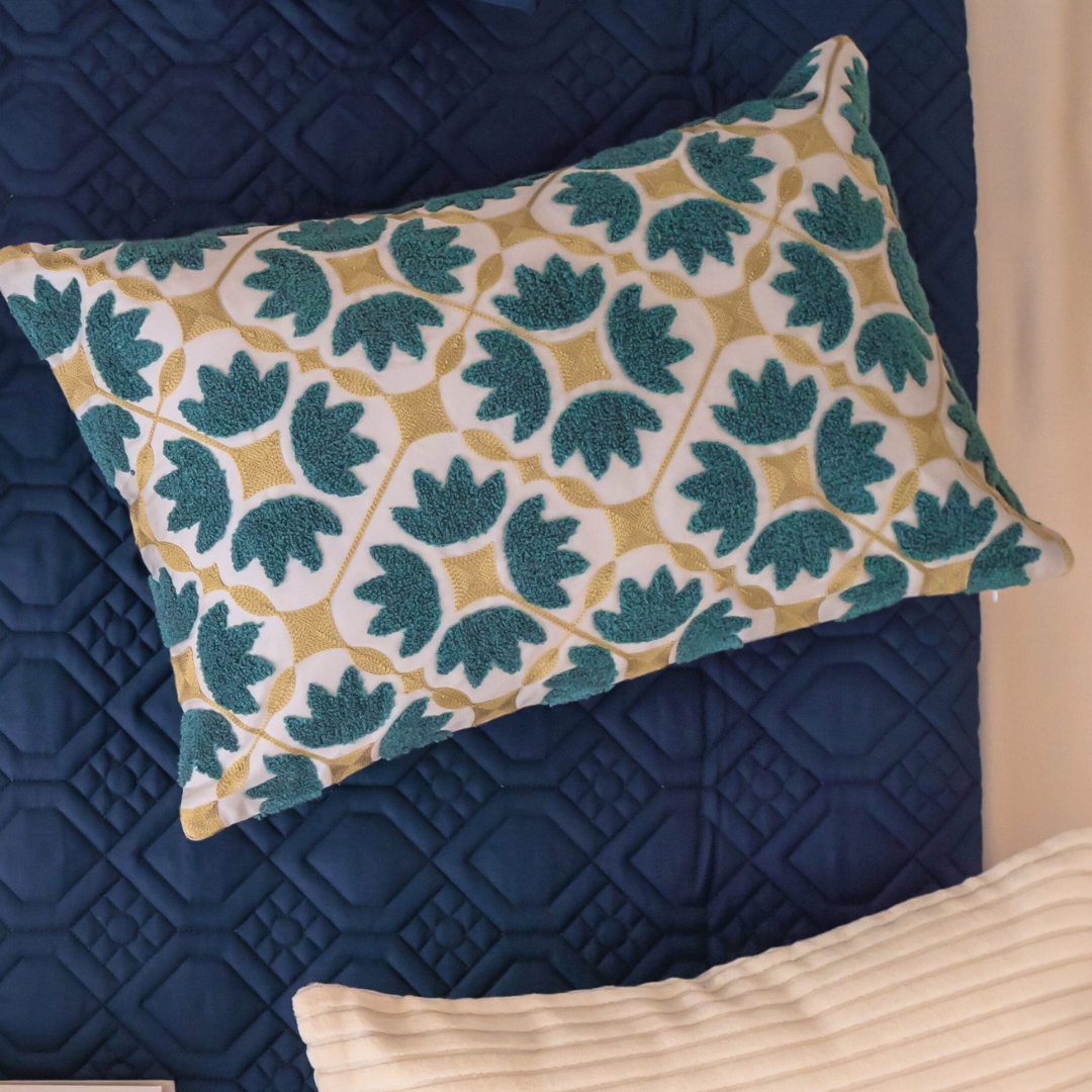 Mariana Pearl Grey Cotton Embroidered Cushion Cover (Size : 12"X18")