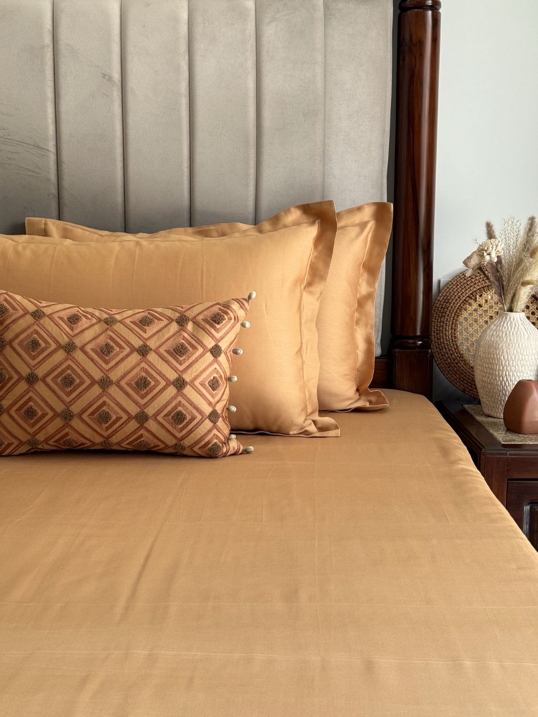 Dublin Honey Mustard Treasure Bedsheet Set