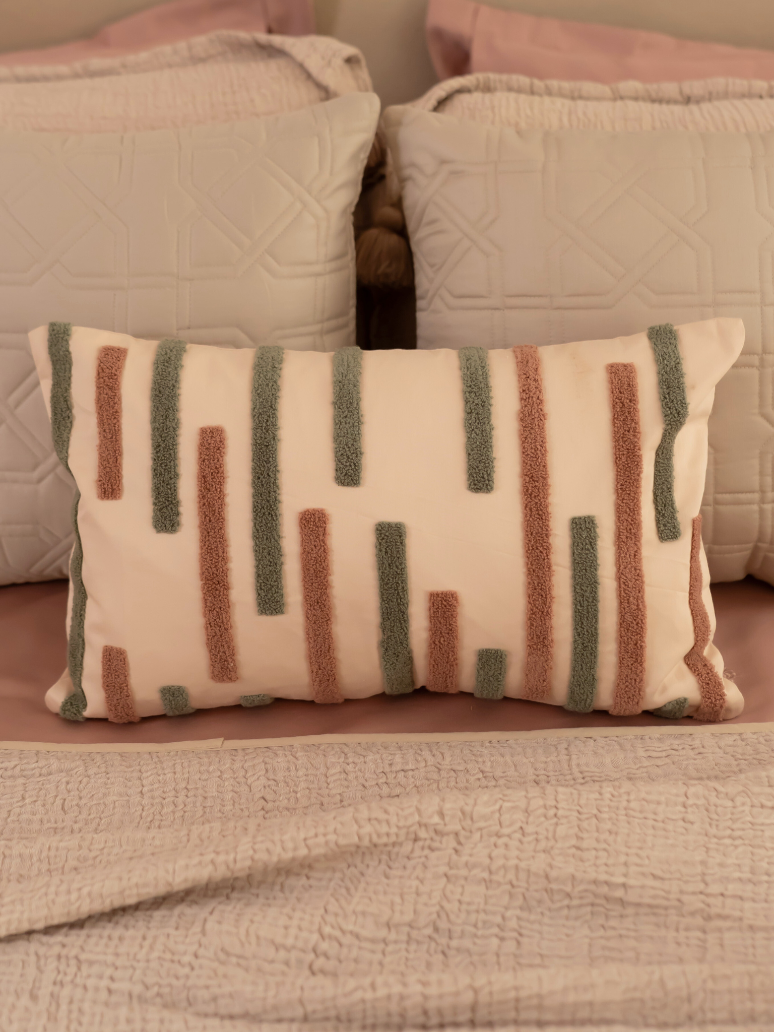 Sleeklines Buff Cotton Embroidered Cushion Cover 12" X 18"