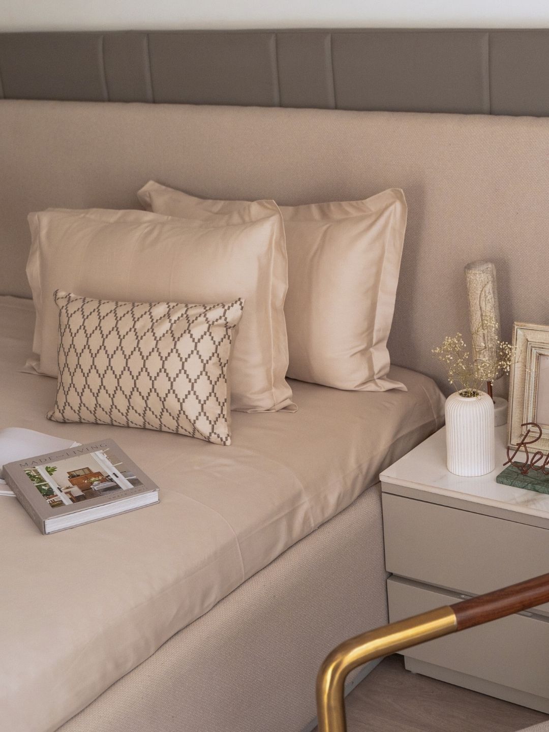 Solasta Oats Beige Treasure Bedsheet Set