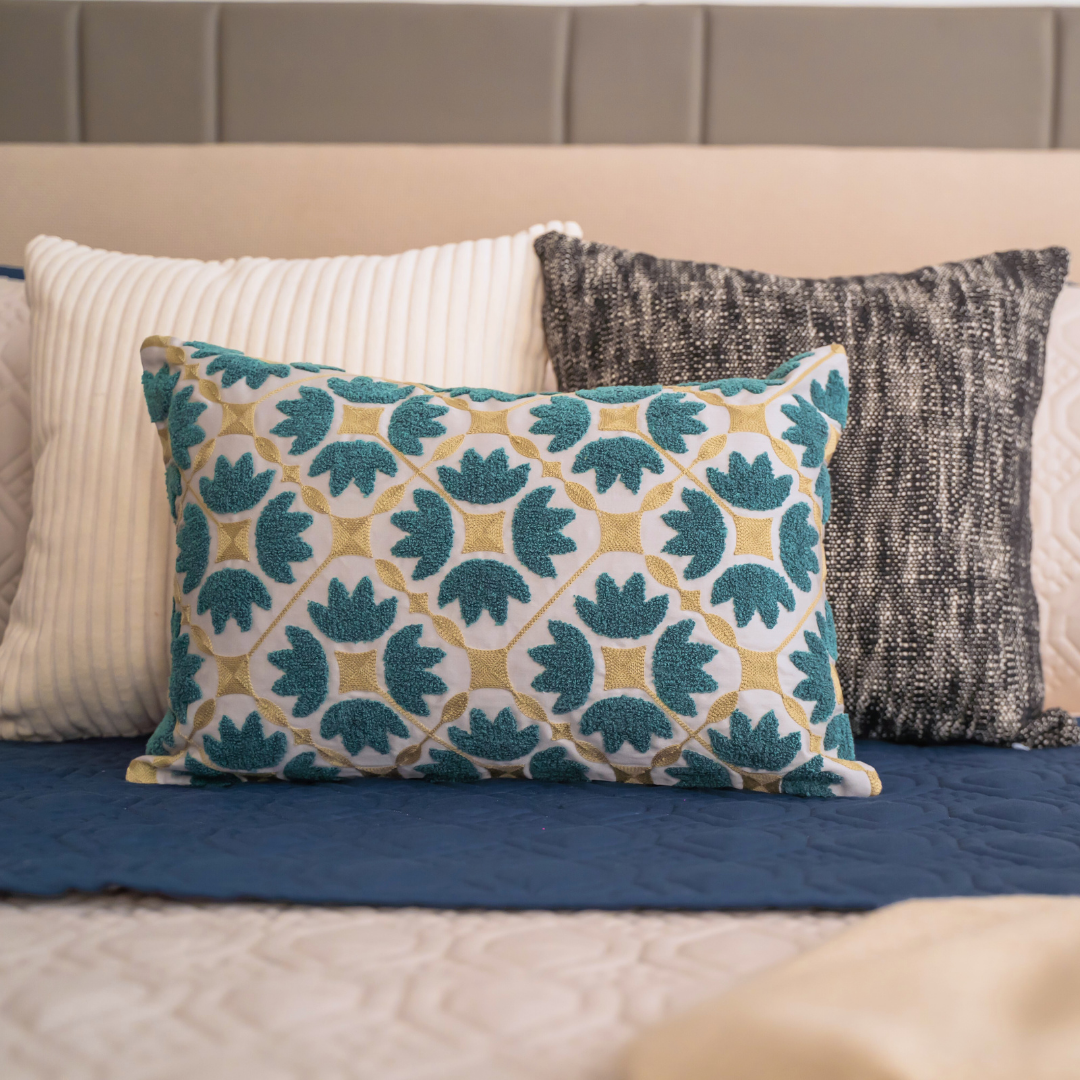 Mariana Pearl Grey Cotton Embroidered Cushion Cover (Size : 12"X18")