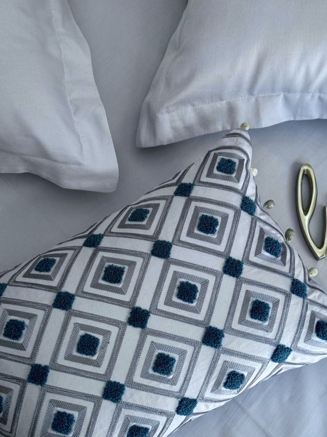 Dublin Smoke Blue Treasure Bedsheet Set