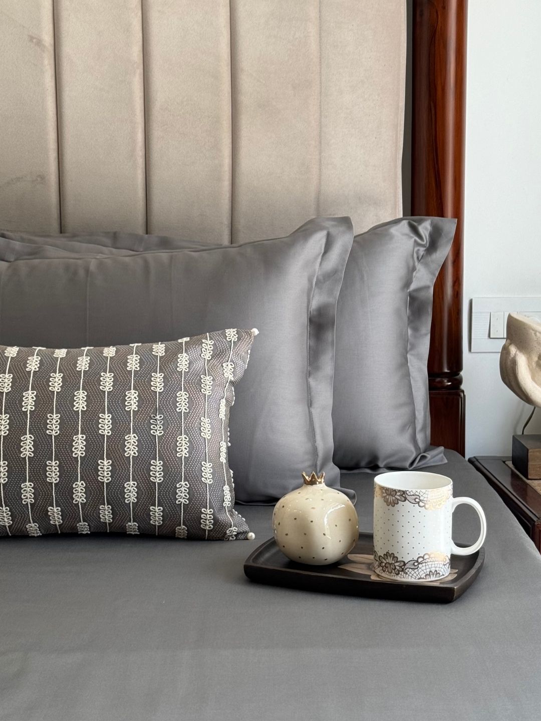 Abyss Elephant Grey Treasure Bedsheet Set