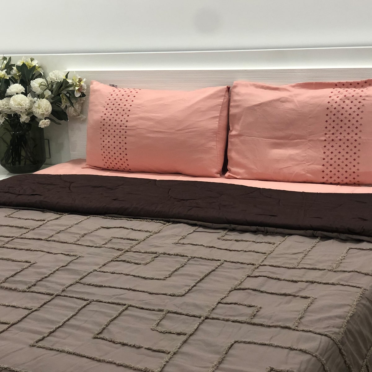 Tufted Double Bed Cotton Reversible Quilt