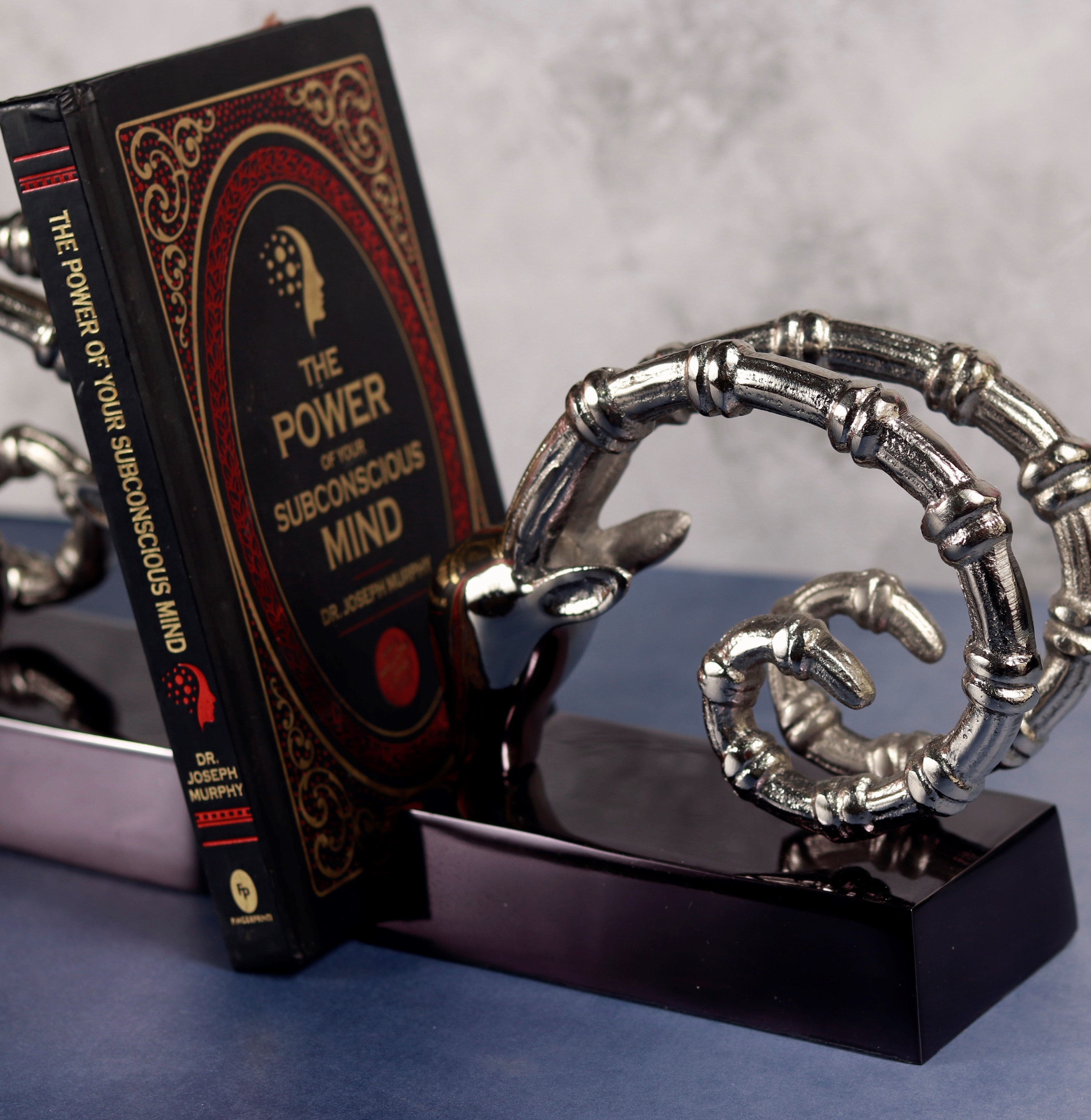 Bookend