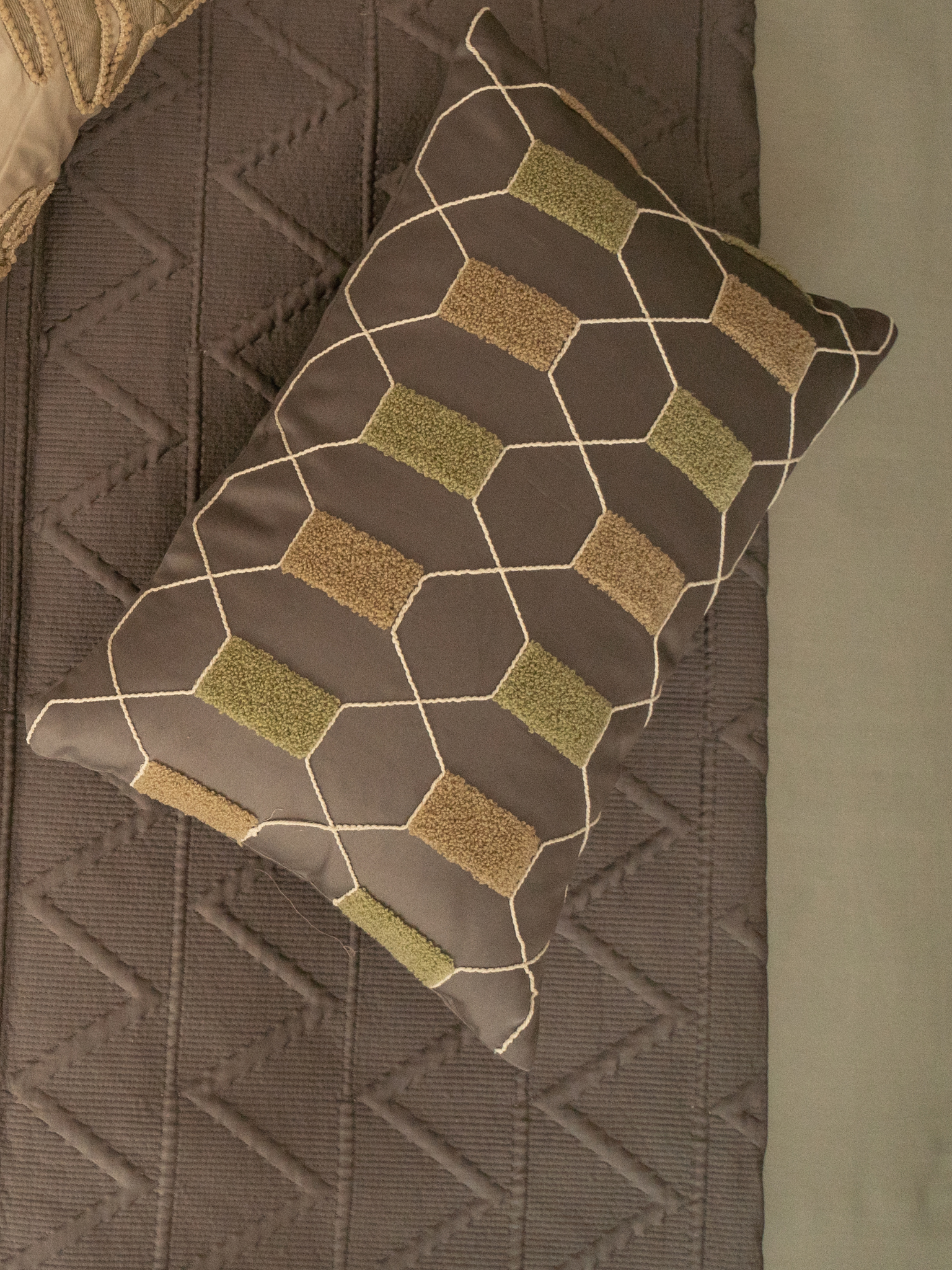 Polygonal Paradise Cotton Embroidered Elephant Grey Cushion Cover 12" X 18"