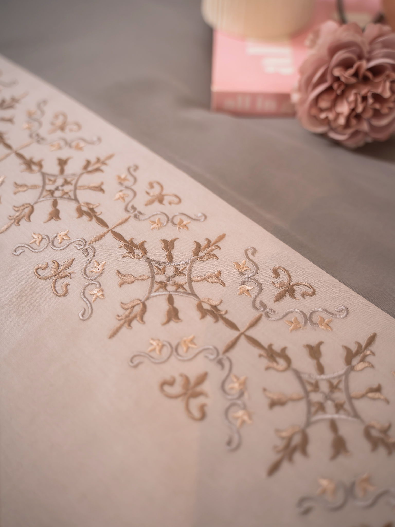 Luna Silver Dark Grey Dreams Duvet Cover Set