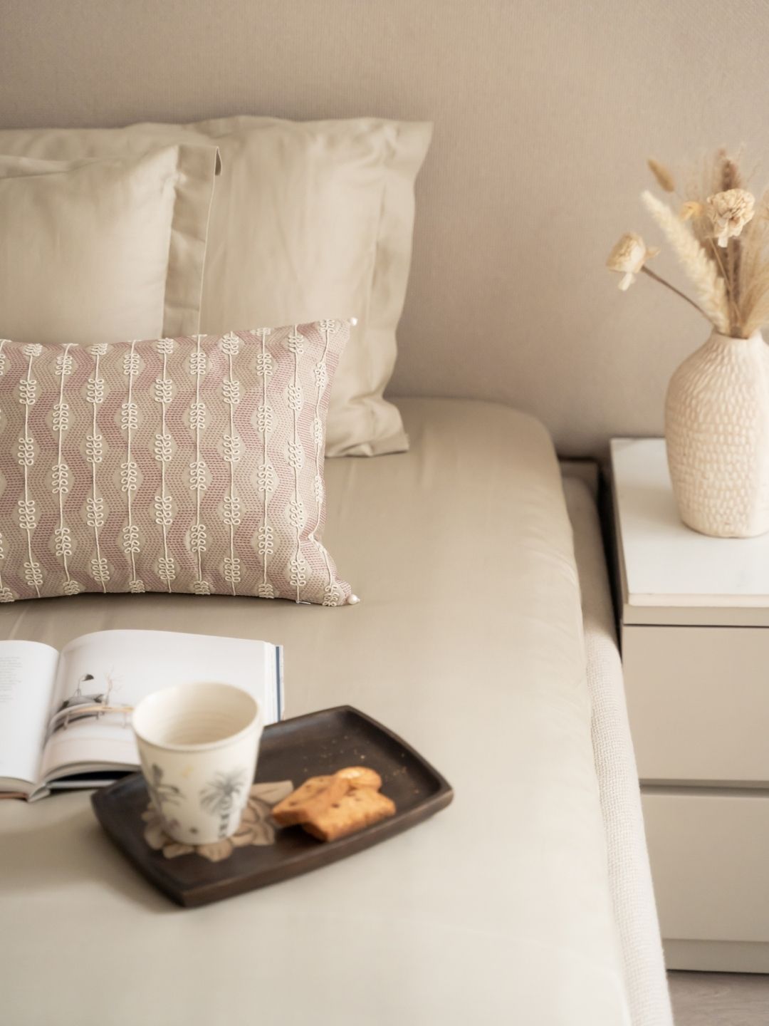 Abyss Beige Treasure Bedsheet Set