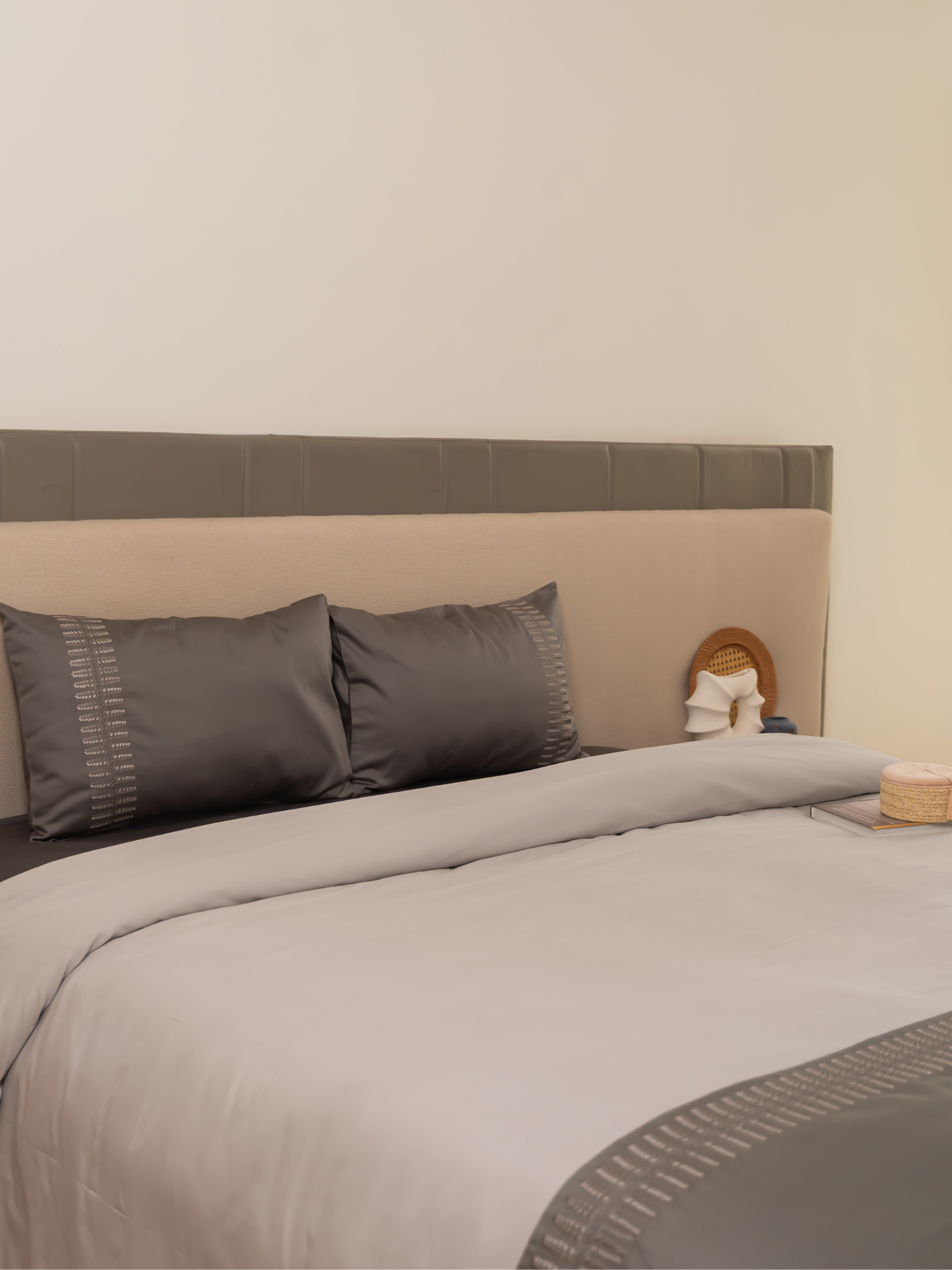 Elise Elephant Grey Sandstone Grey Dreams Duvet Cover