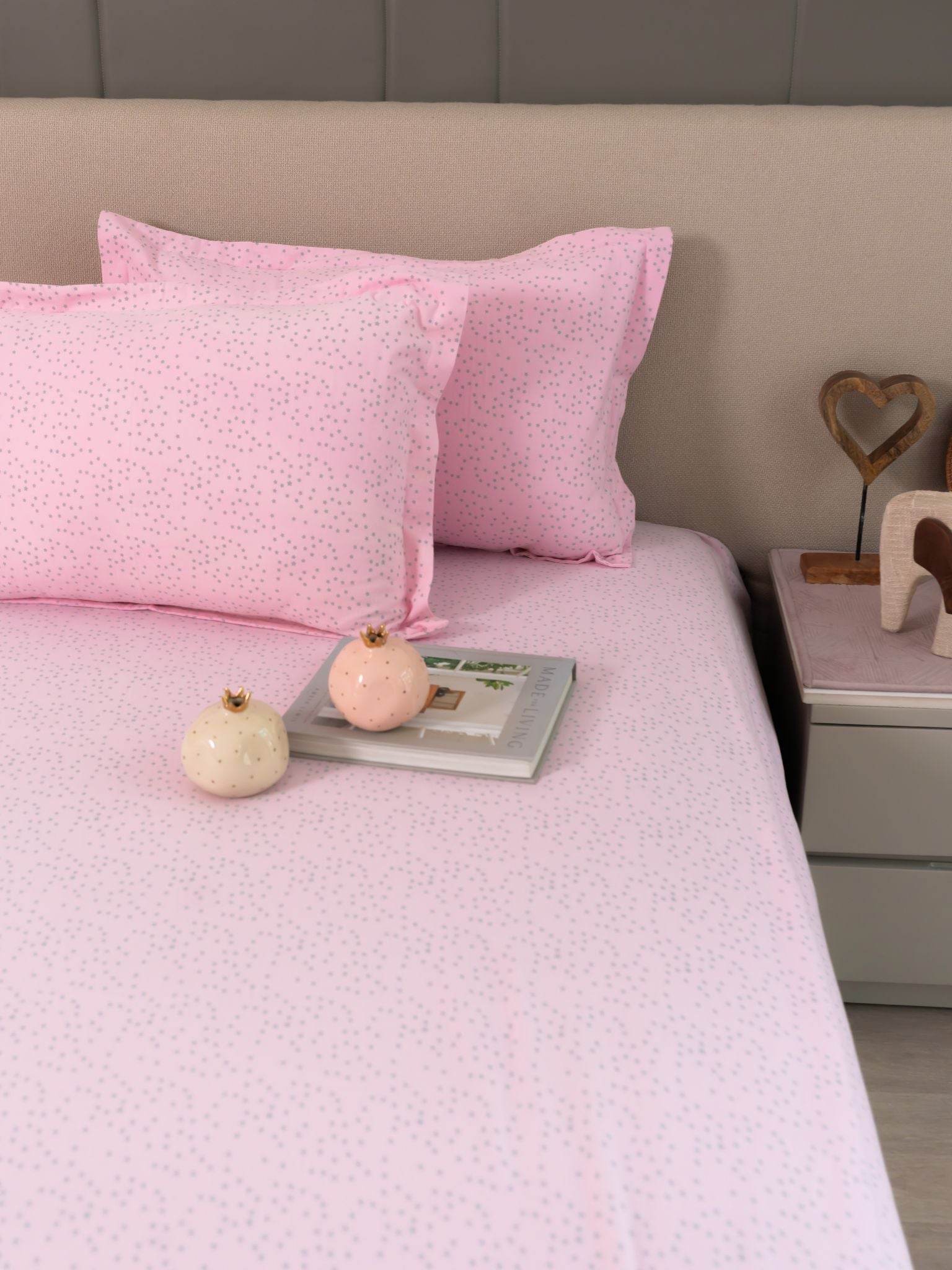Twinkle Twinkle Lil Star Pink Printed Cotton Bedsheet Set