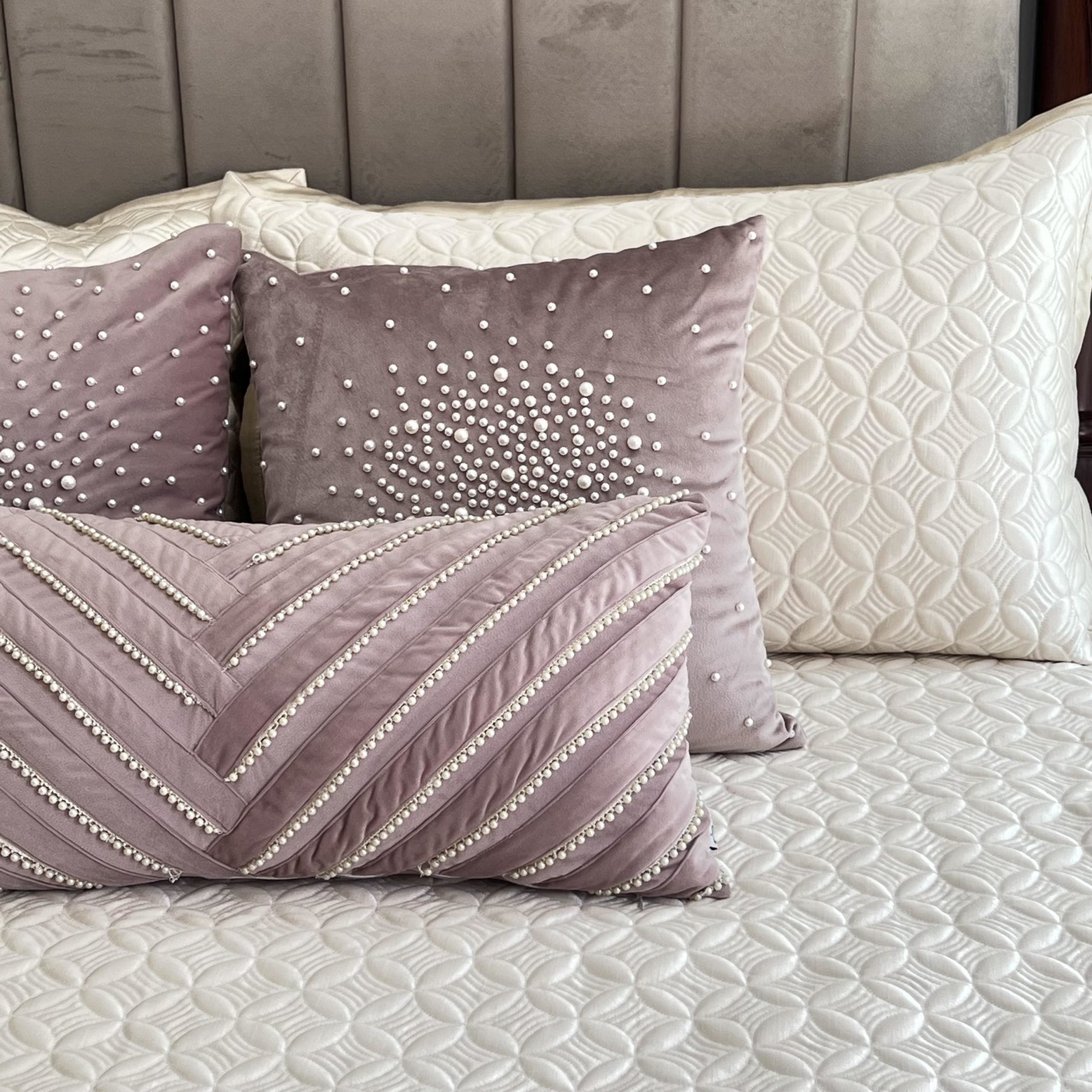 Rosetta Ivory Bedspread