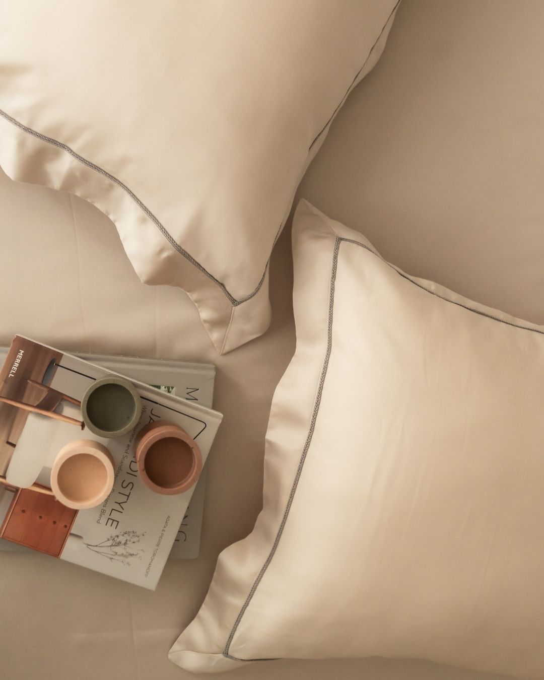 Chalk Beige Tencel Bedsheet Set with Lace