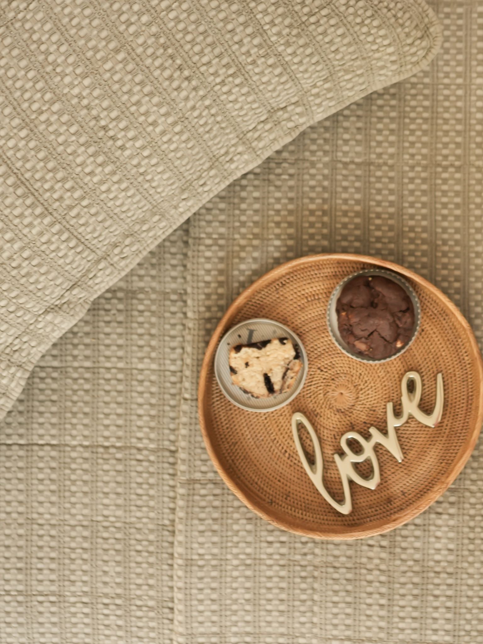 Serra Khaki Quilted Cotton Bedspread Set