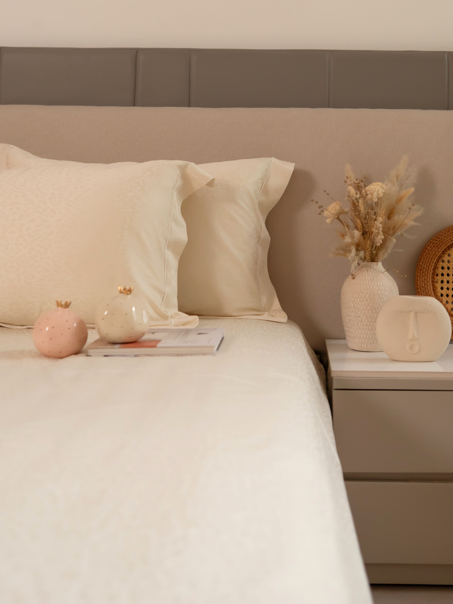 Vanilla Frost Premium Tencel Jacquard Bedsheet Set with Lace