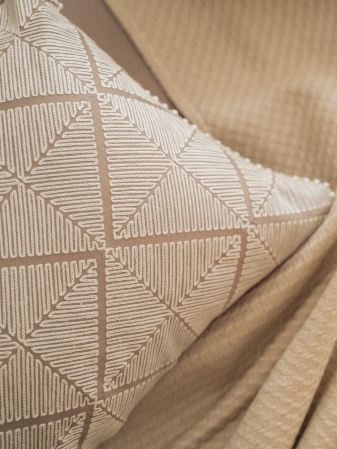 Cascade Mocha Treasure Bedsheet Set