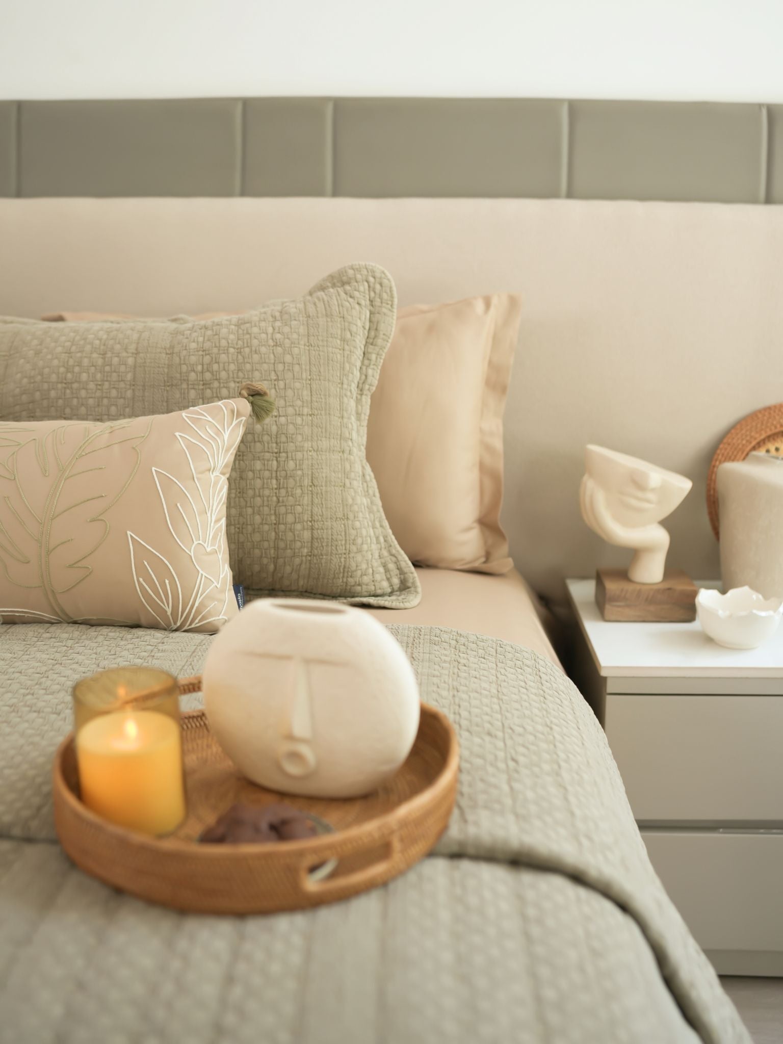 Nuance Khaki Quilted Cotton Bedspread Set