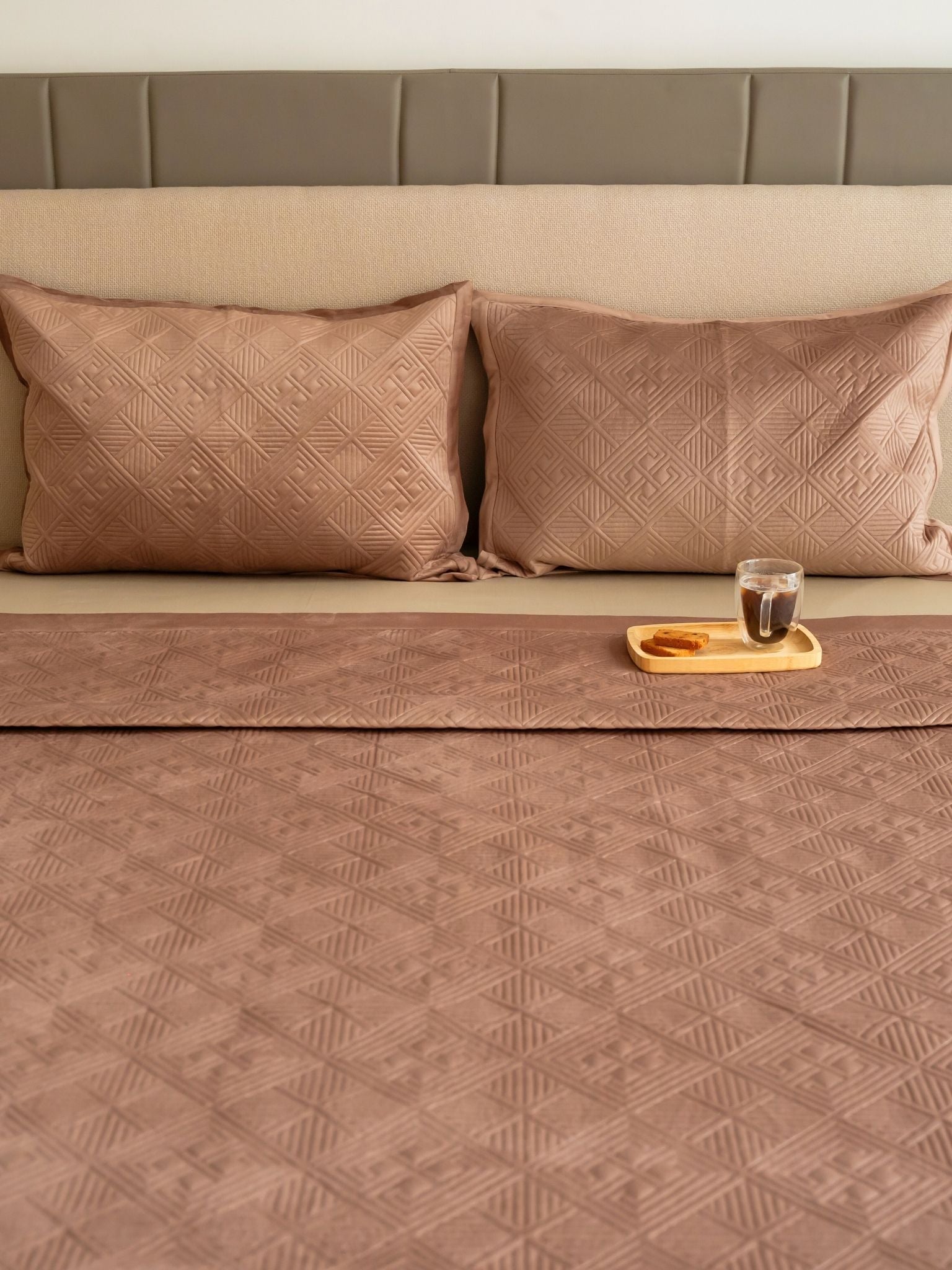 Isla Buff Velvet Bedspread Set