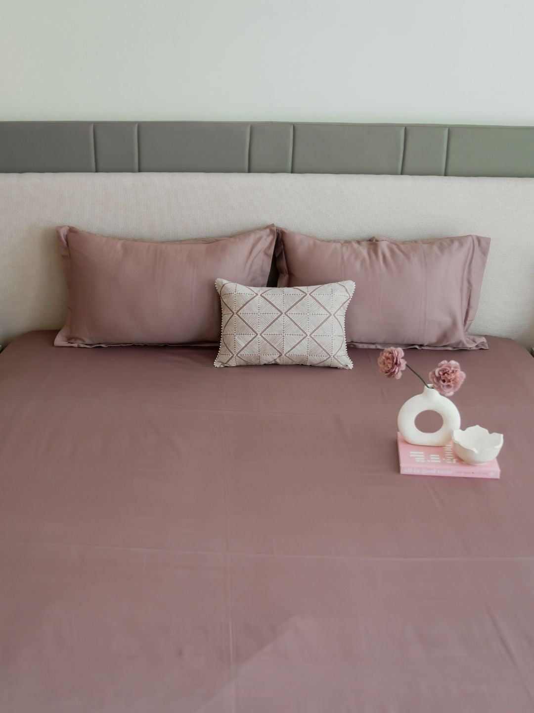 Cascade Old Rose Treasure Bedsheet Set