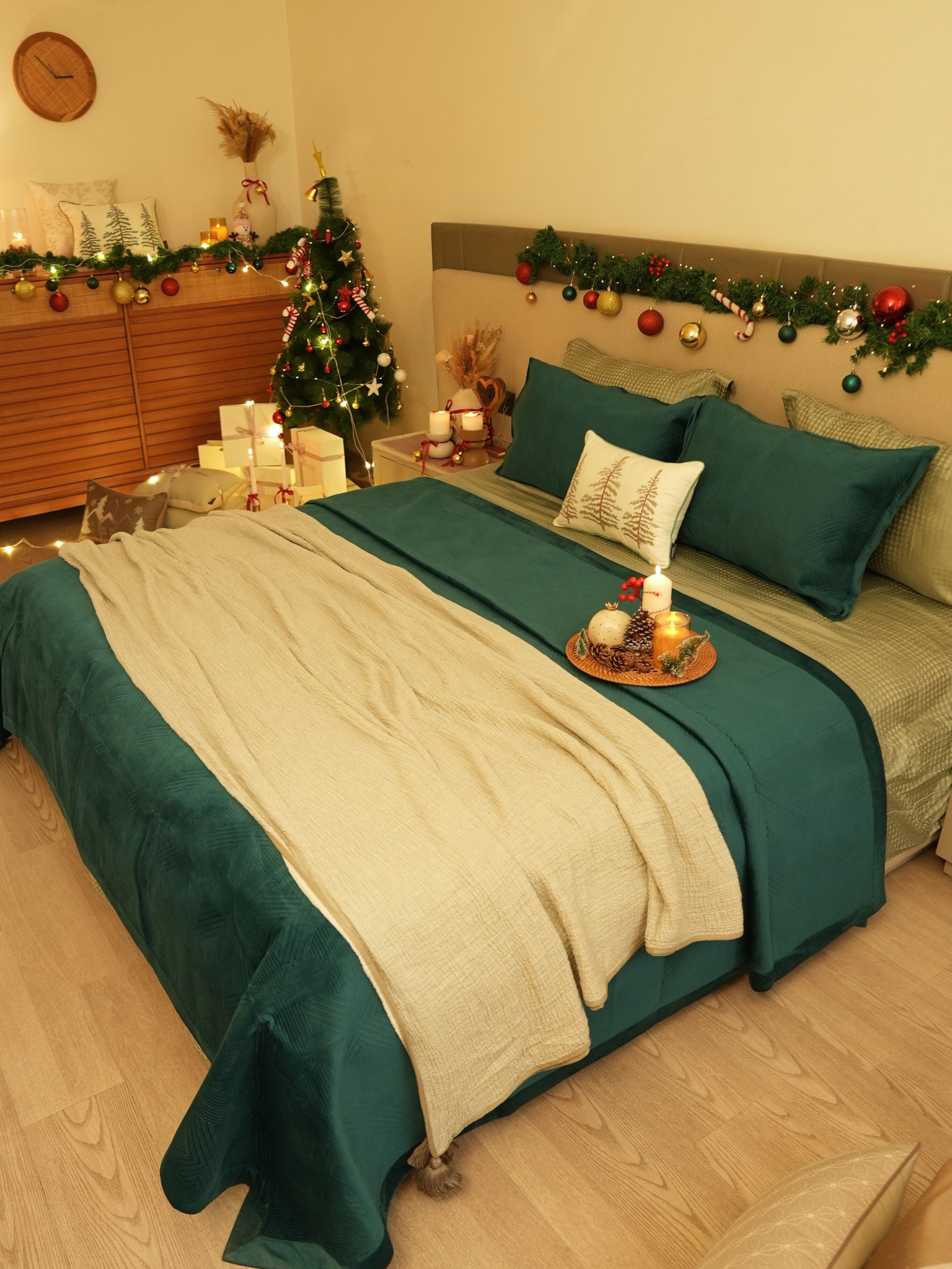 Bonito Emerald Green Velvet Sage Tencel Christmas Bedding Set