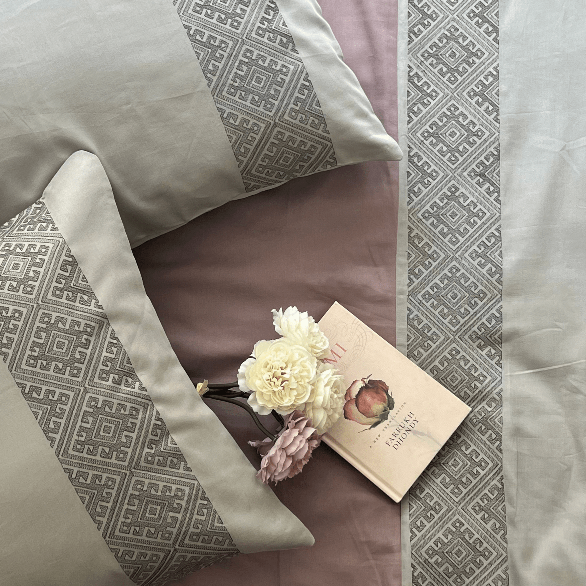 Arcane Old Rose Silver Dreams Duvet Cover