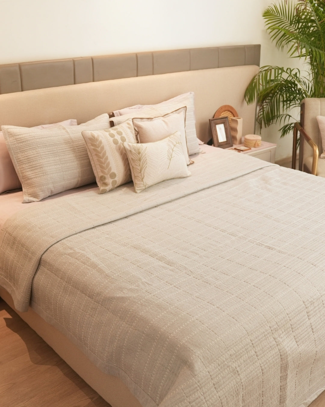 Aurelia Grey Quilted Bedspread Set