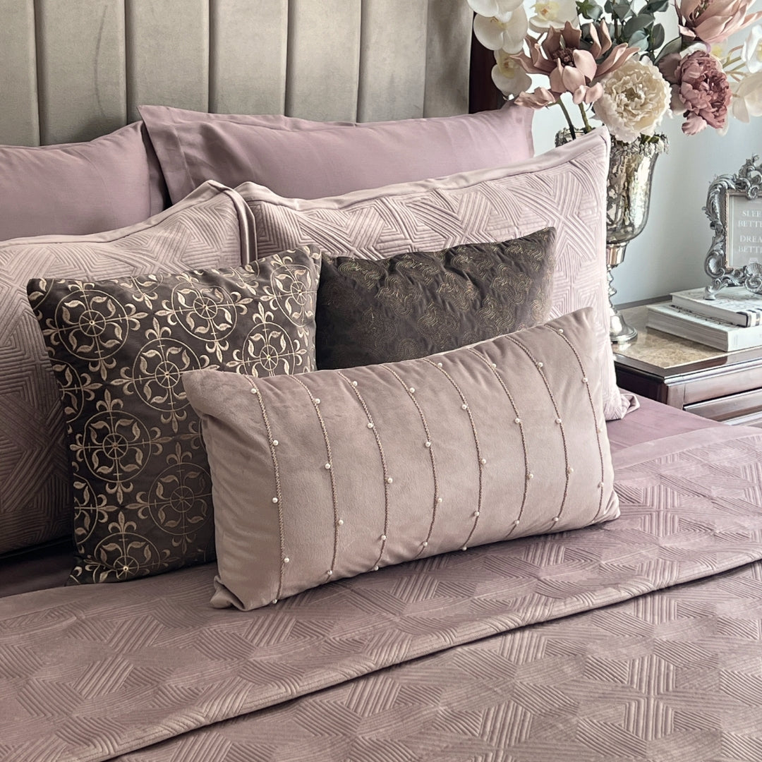 Bonito Onion Pink Velvet Trousseau Set (10 PC Set)