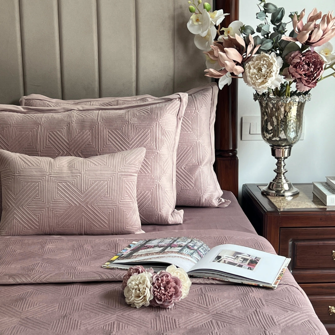 Bonito Onion Pink Velvet Trousseau Set (10 PC Set)
