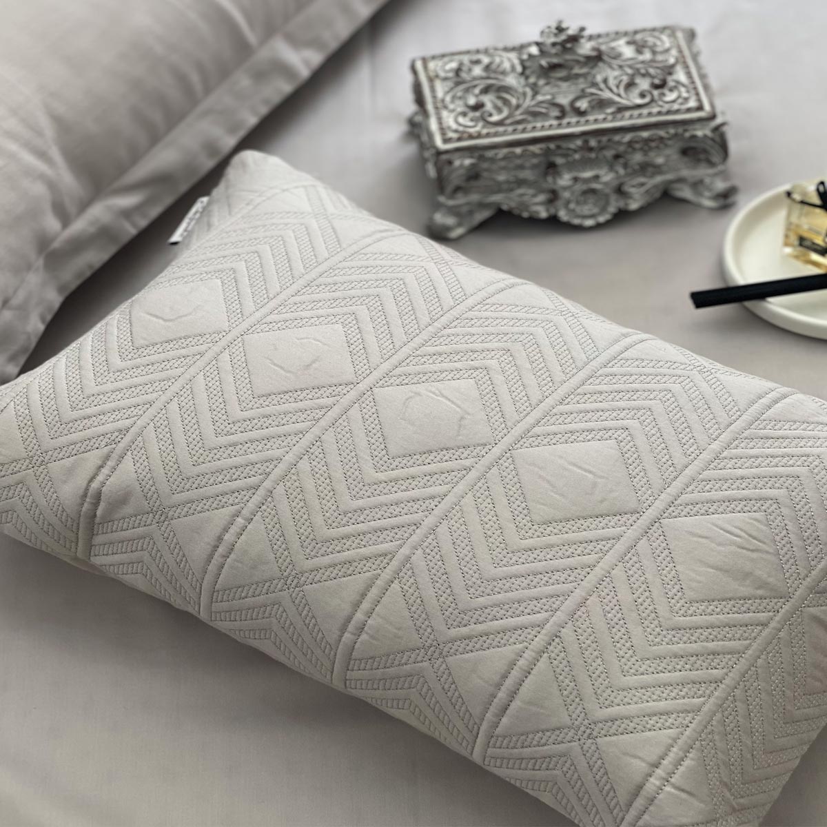bedsheet