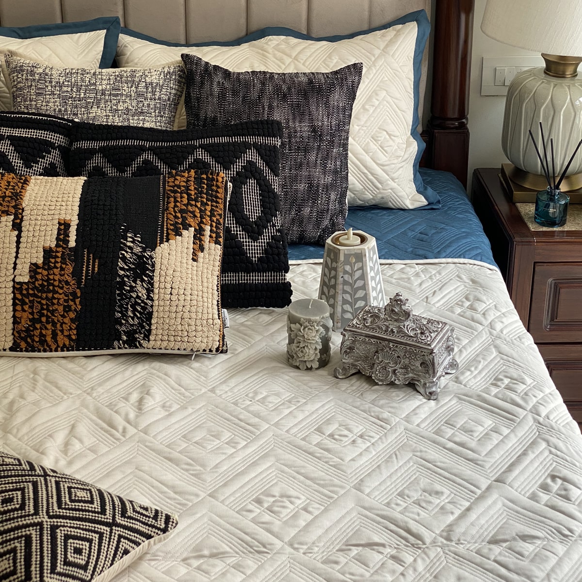 Quilted Navy and Ivory Cliff Reversible Bedspread