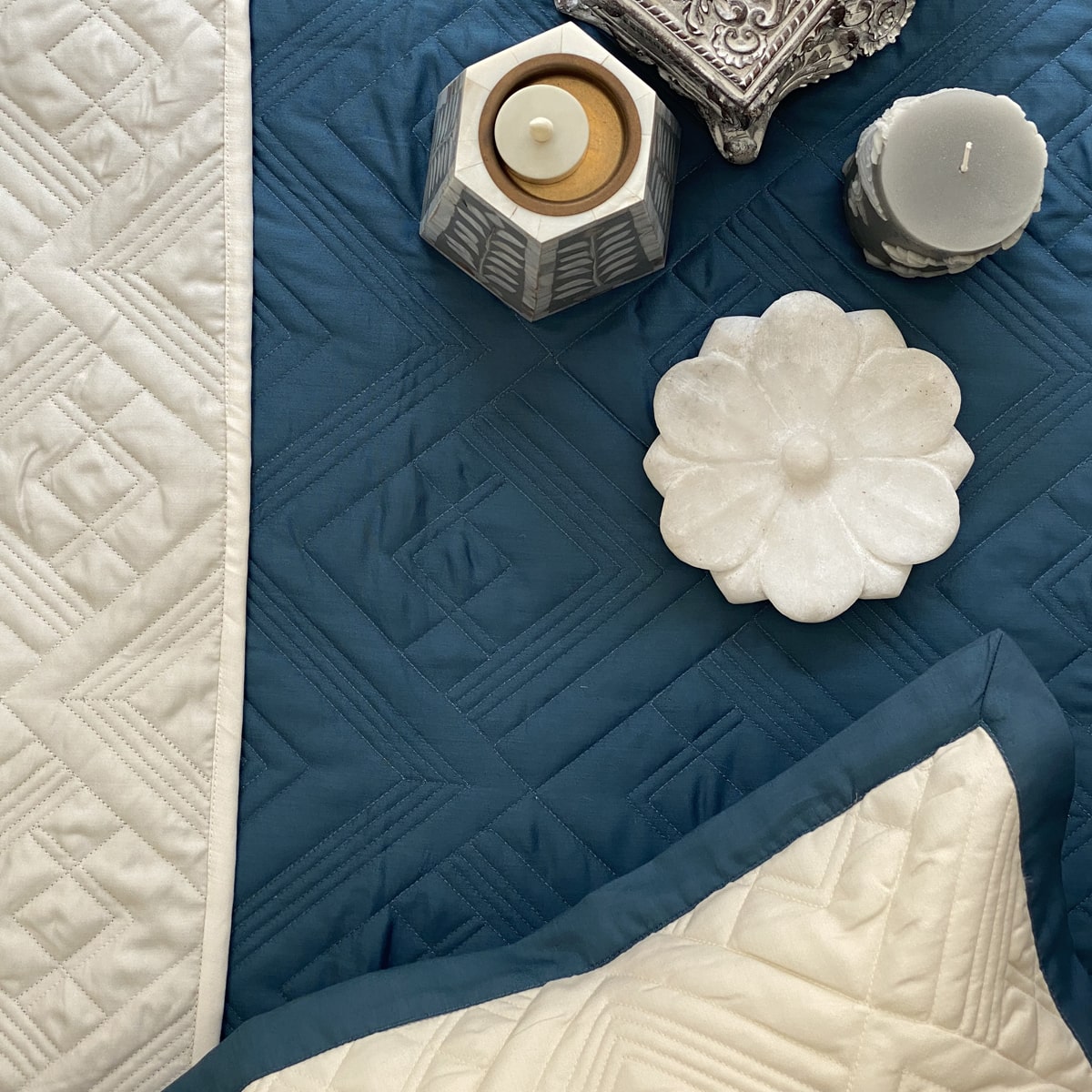Quilted Navy and Ivory Cliff Reversible Bedspread