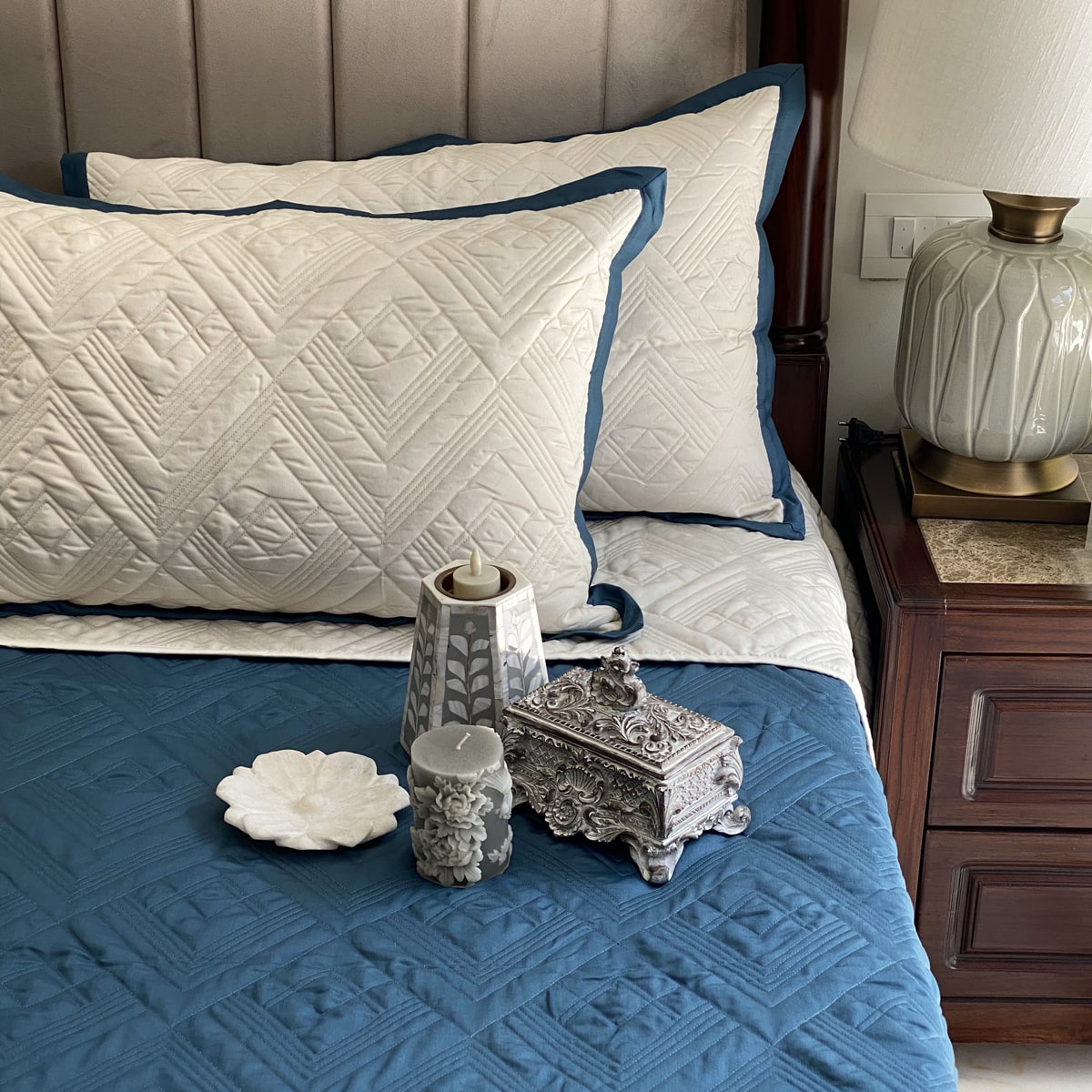 Quilted Navy and Ivory Cliff Reversible Bedspread