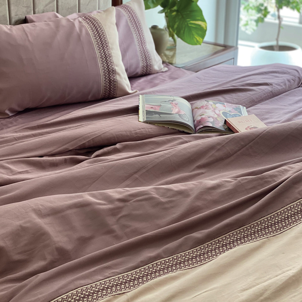 Cristal Old Rose and Buff Dreams Quilt Cover