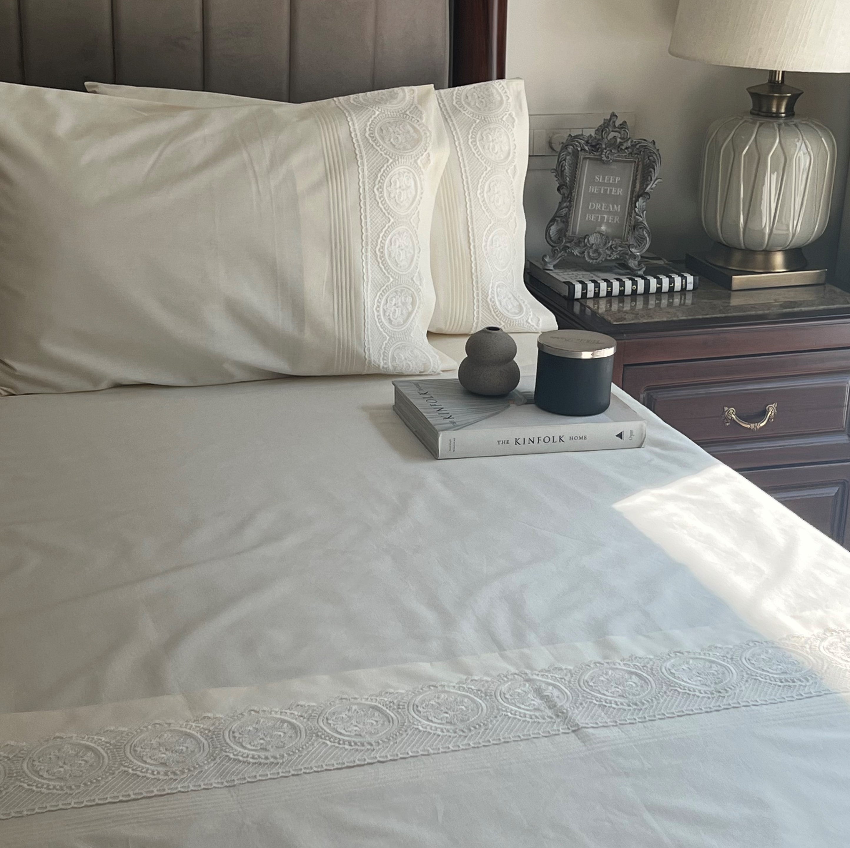 Chantilly Ivory Embroidered Lace Bedsheet Set