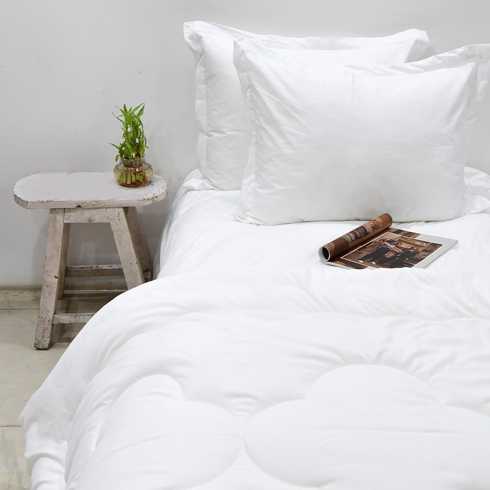 White 300TC Cotton Reversible Downfill Quilt