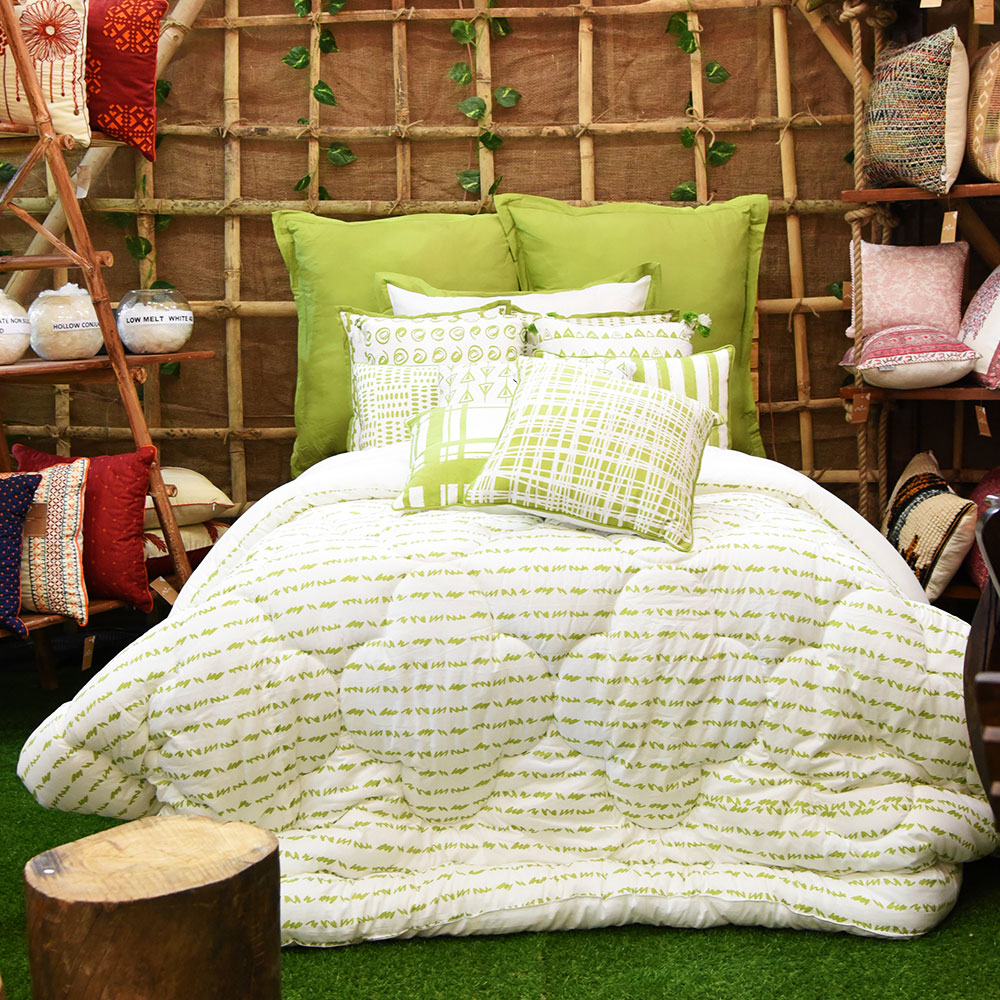 Twirled Line Quilt