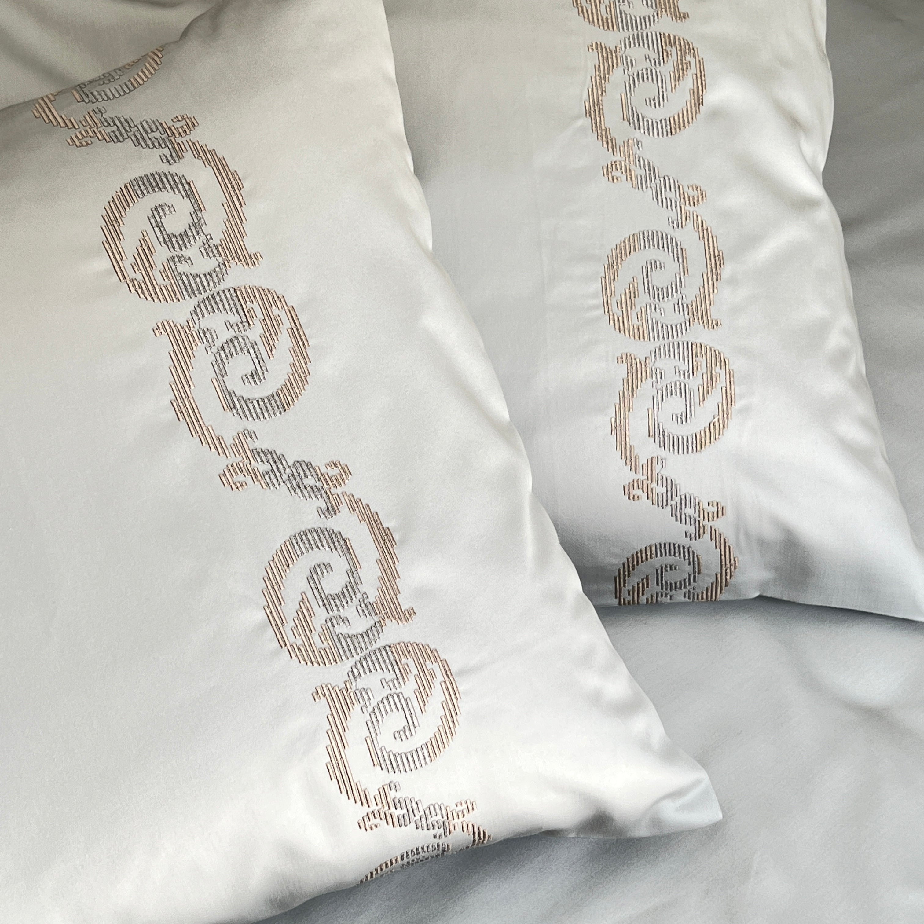 600TC Cotton Diana Pearl Grey Beyond Bedsheet Set