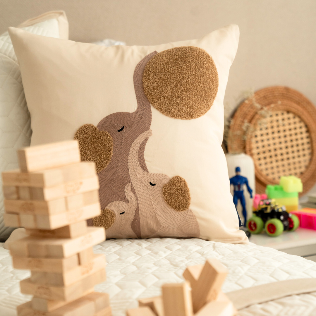 Wild Wonders Oats Beige and Ivory Kids Bedding Set (10 PC Set)