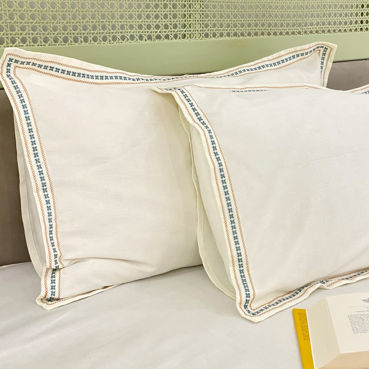 bedsheet