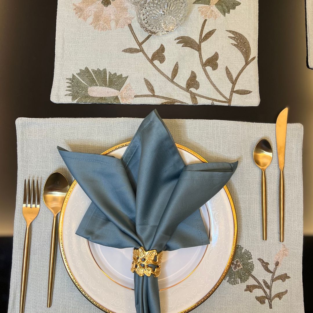 Floral Sage Green Table Linen - Set of 2 Placemats & 2 Napkins