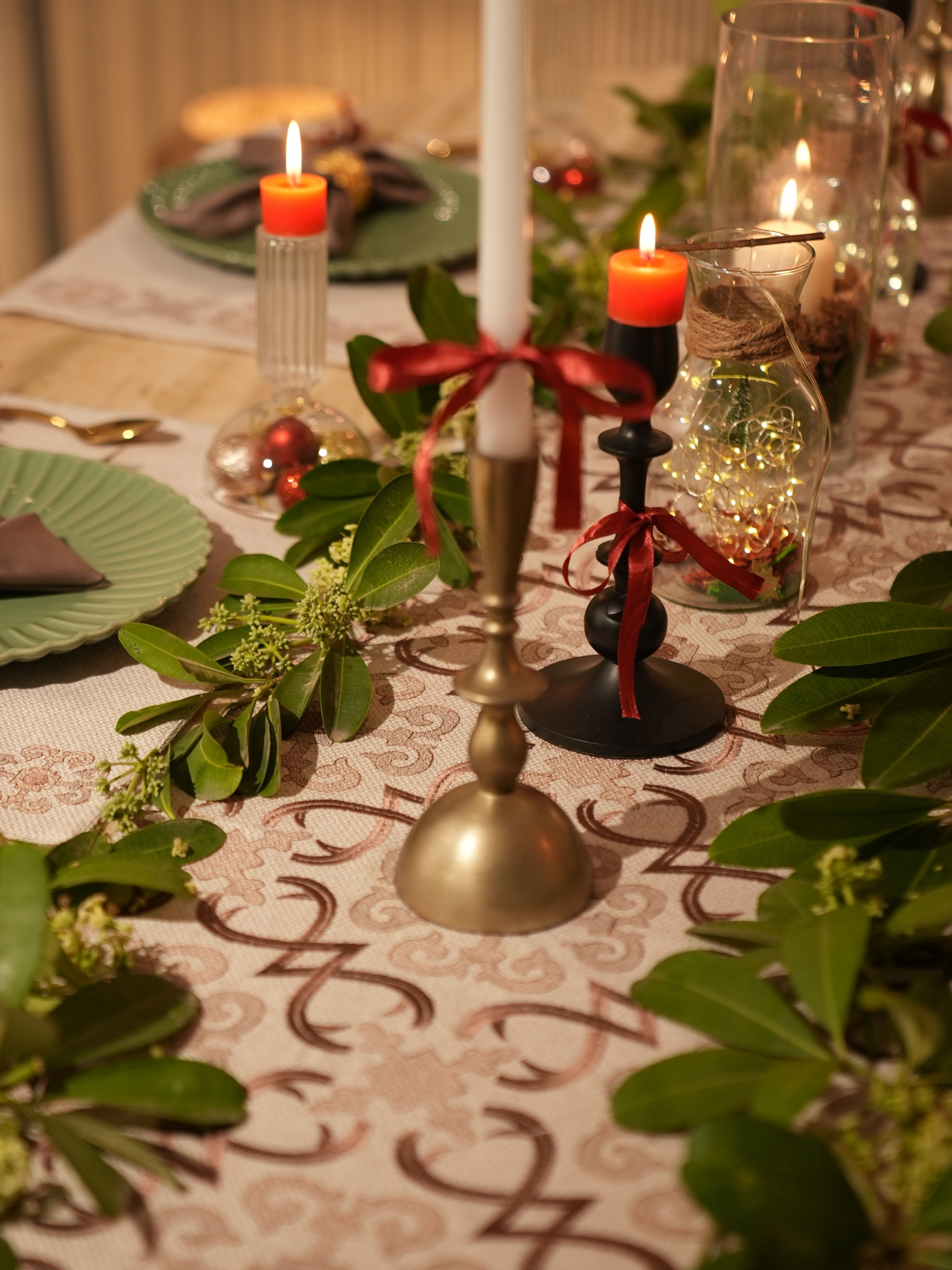 Geo Beige Table Runner