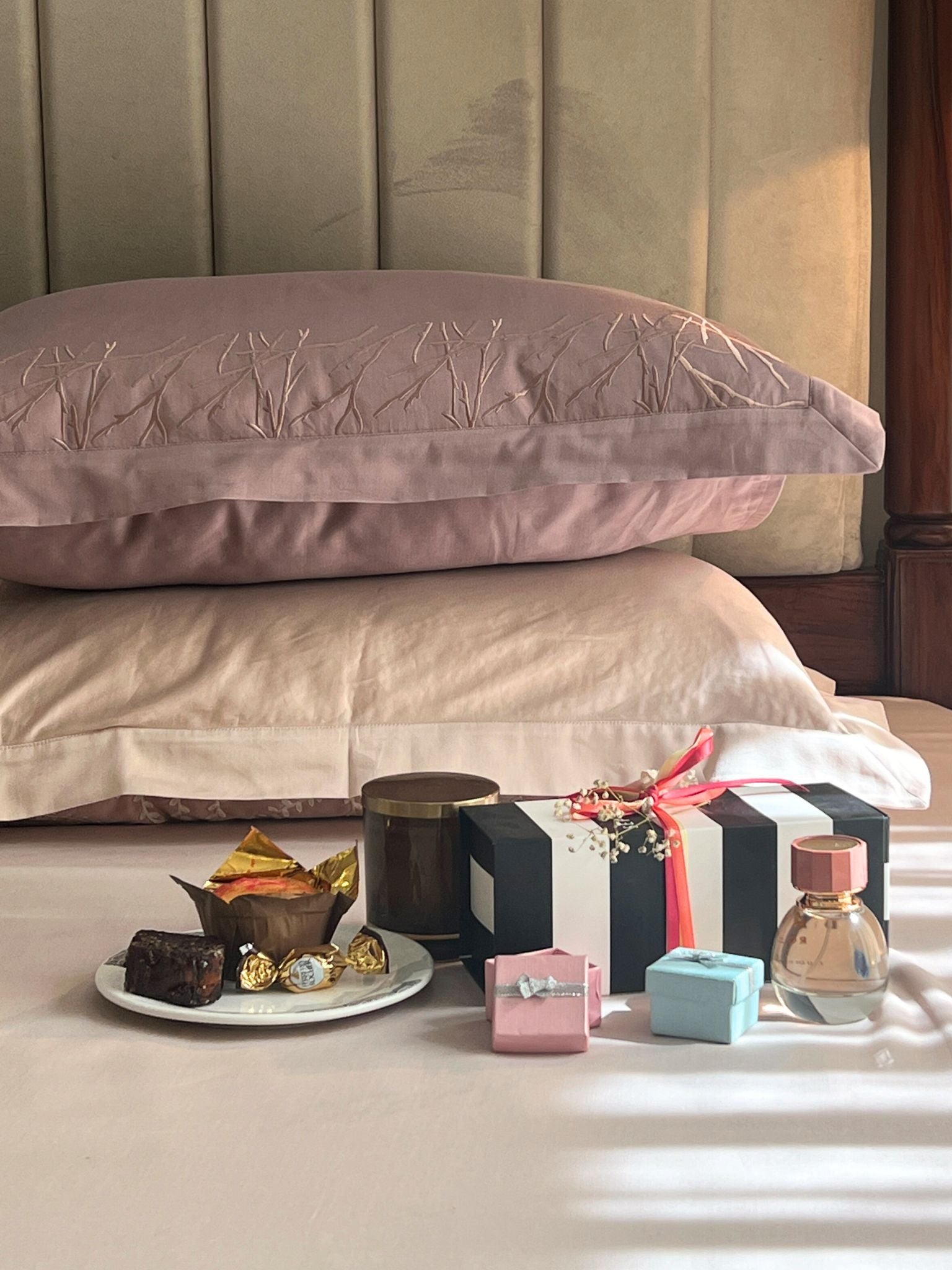 Hope Old Rose Buff Desire Cotton Bedsheet Set (5 PC Set)