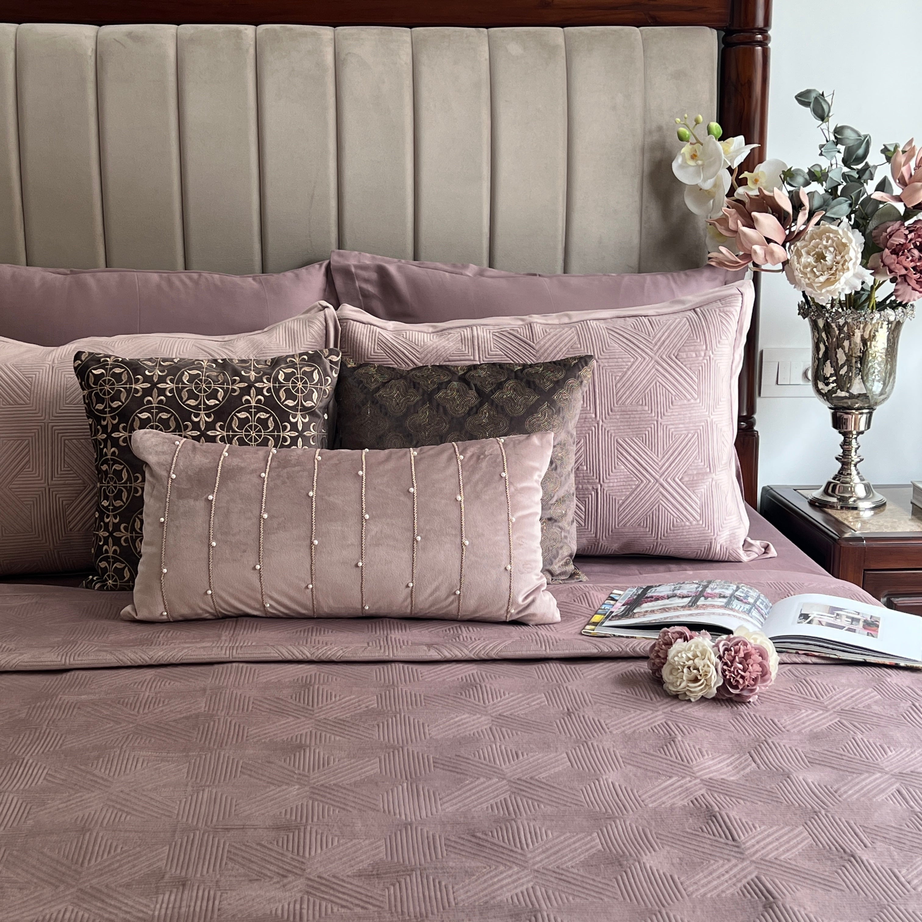 Bonito Onion Pink Velvet Trousseau Set (10 PC Set)