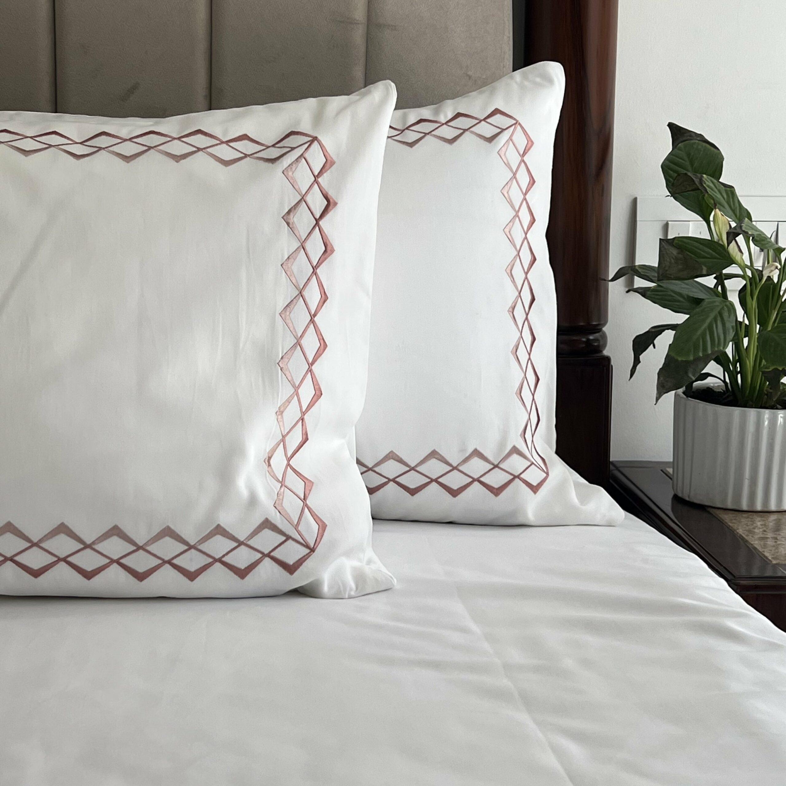 Cube Sadyaska Whites Bedsheet