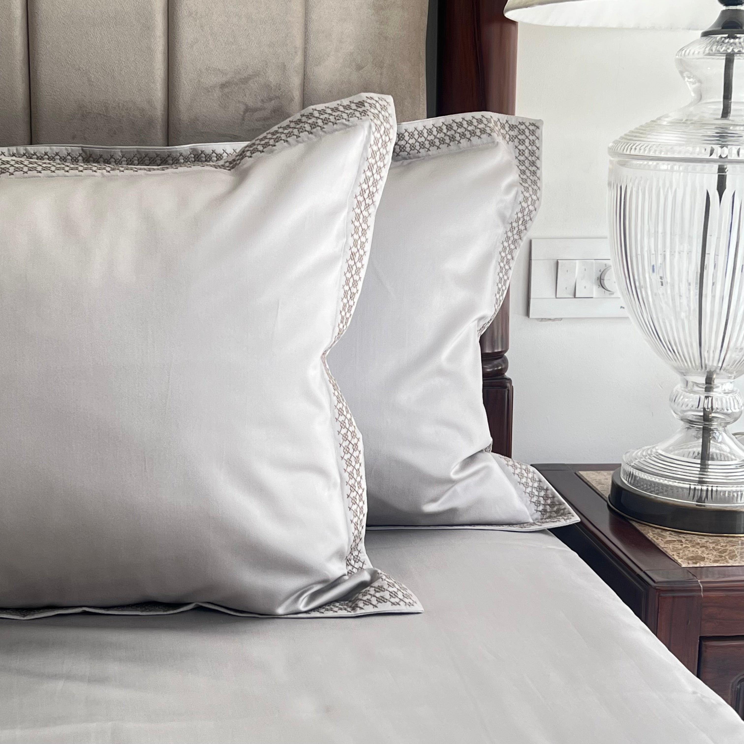 600TC Cotton Crossway Ash Beyond Bedsheet Set