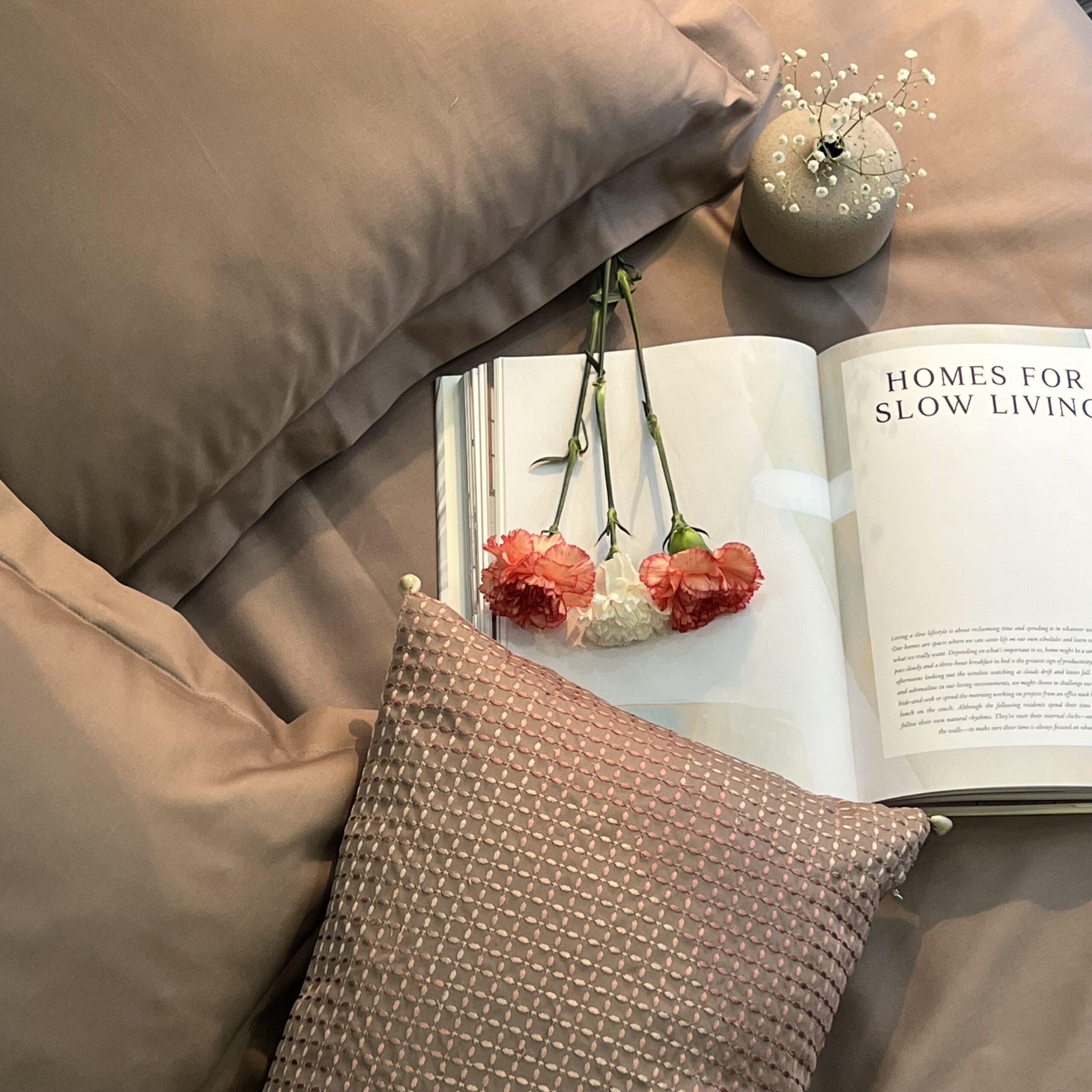 Moonshine Taupe Treasure Bedsheet