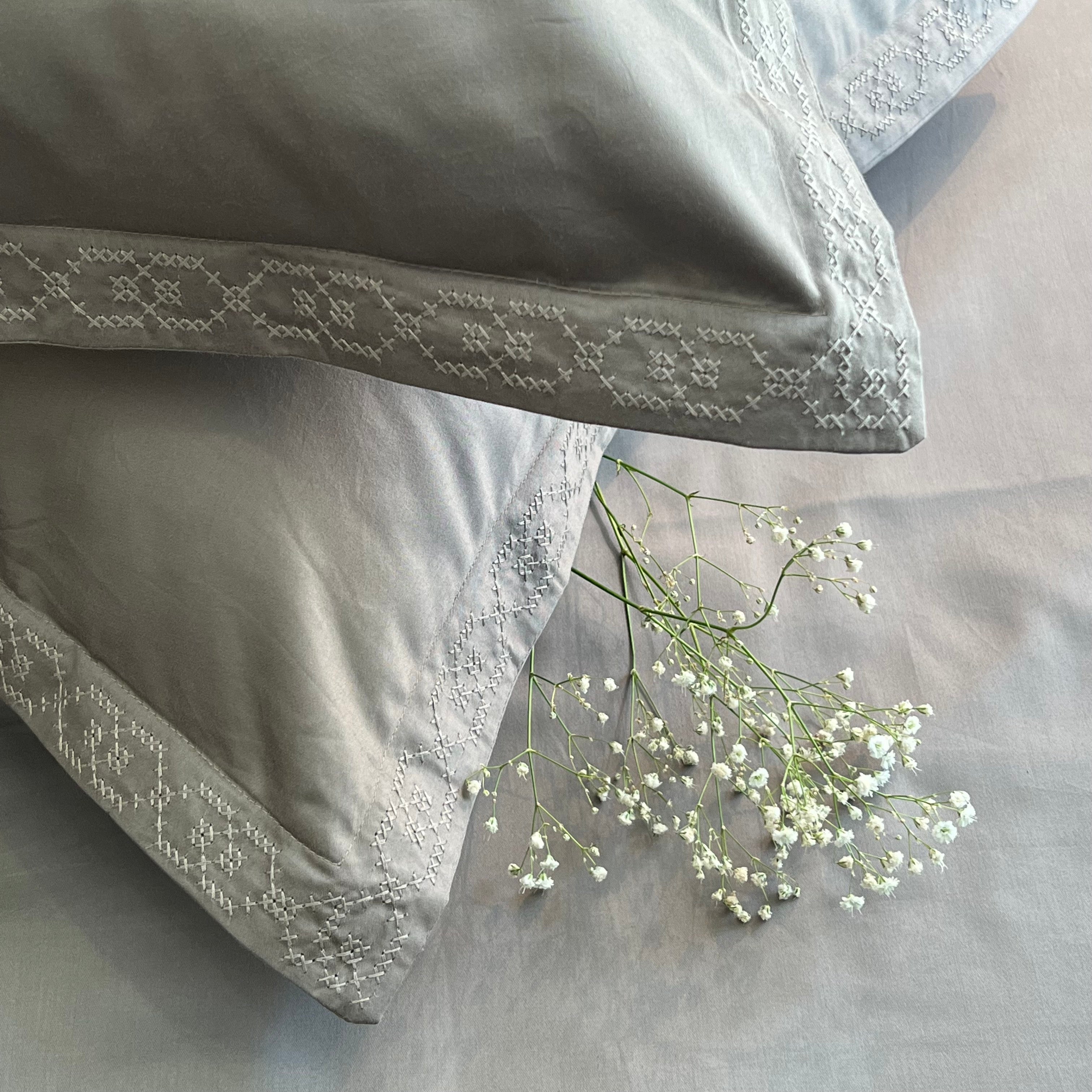 600TC Cotton Infinity Oyster Grey Beyond Bedsheet Set