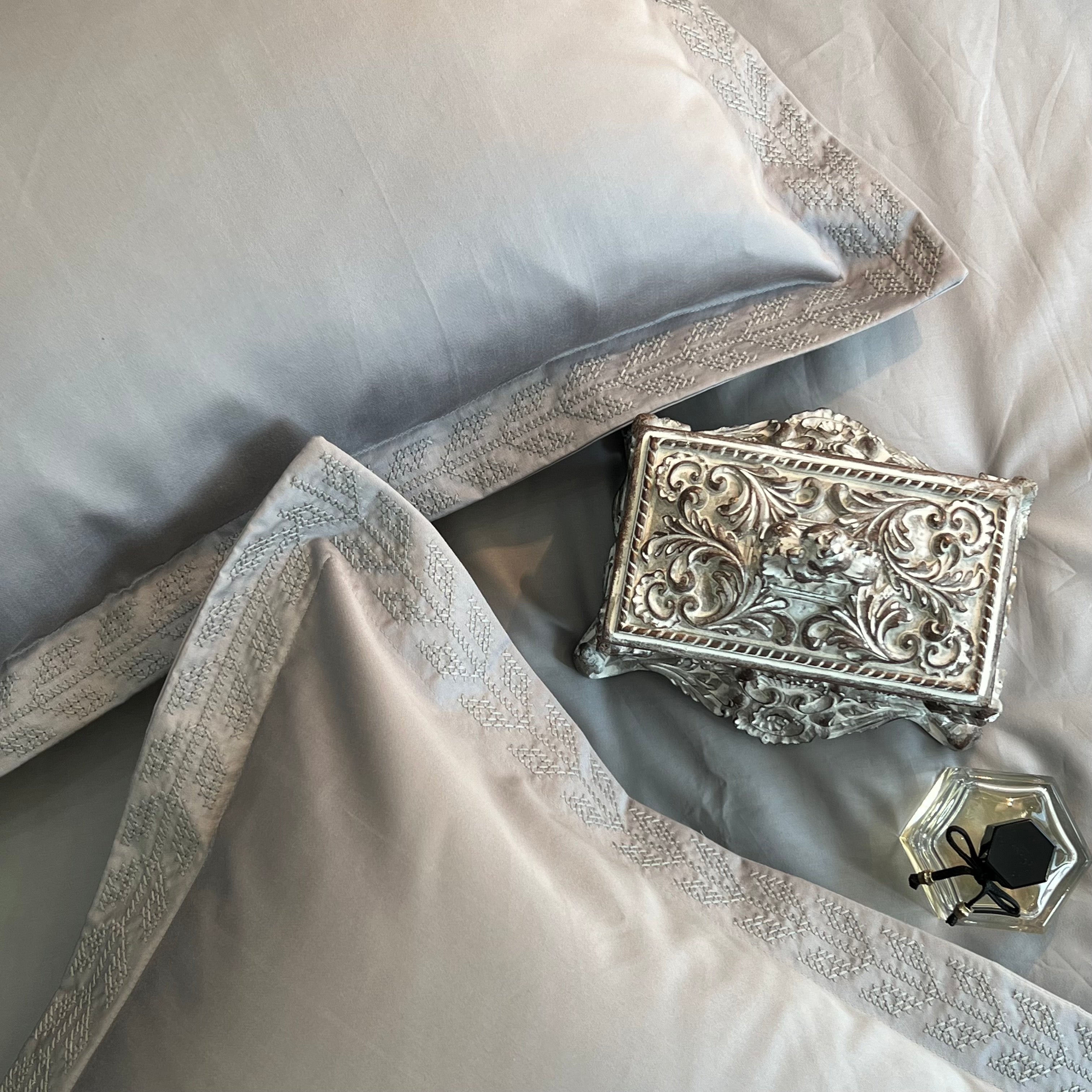 600TC Cotton Erose Lime Stone Beyond Bedsheet Set