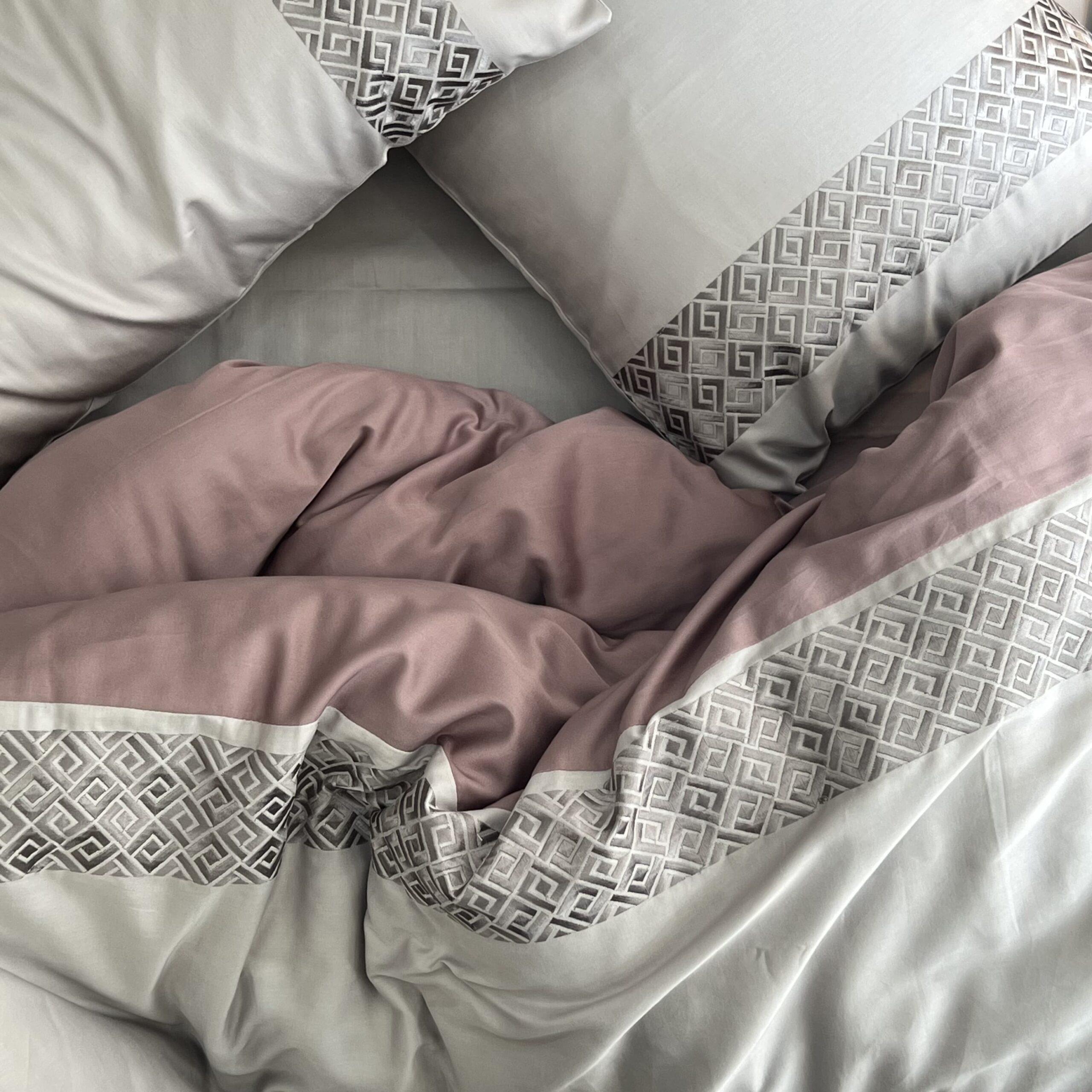 Squarish Pearl Grey Old Rose Dreams Duvet Cover