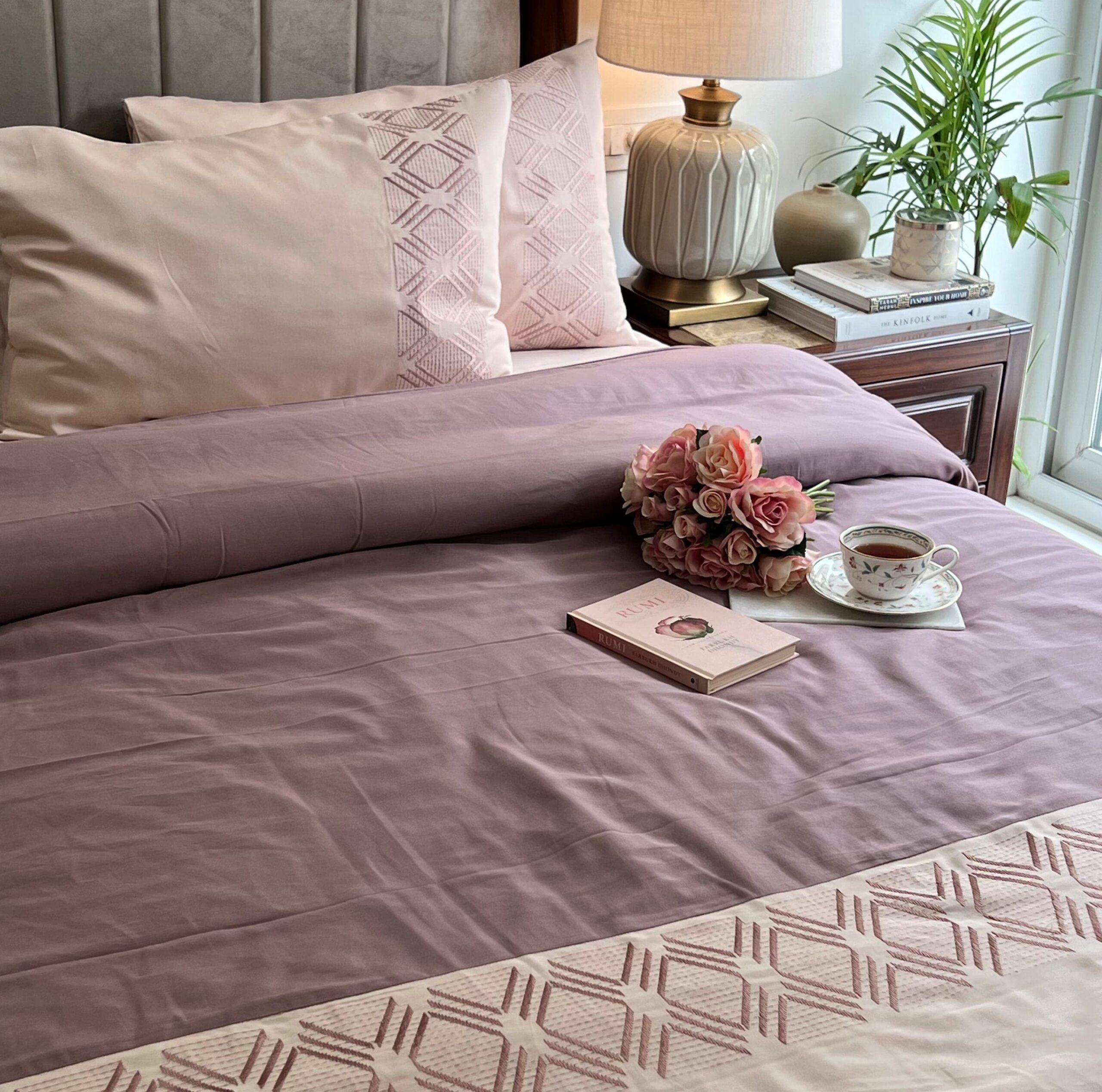 Vintage Buff Old Rose Dreams Duvet Cover Set