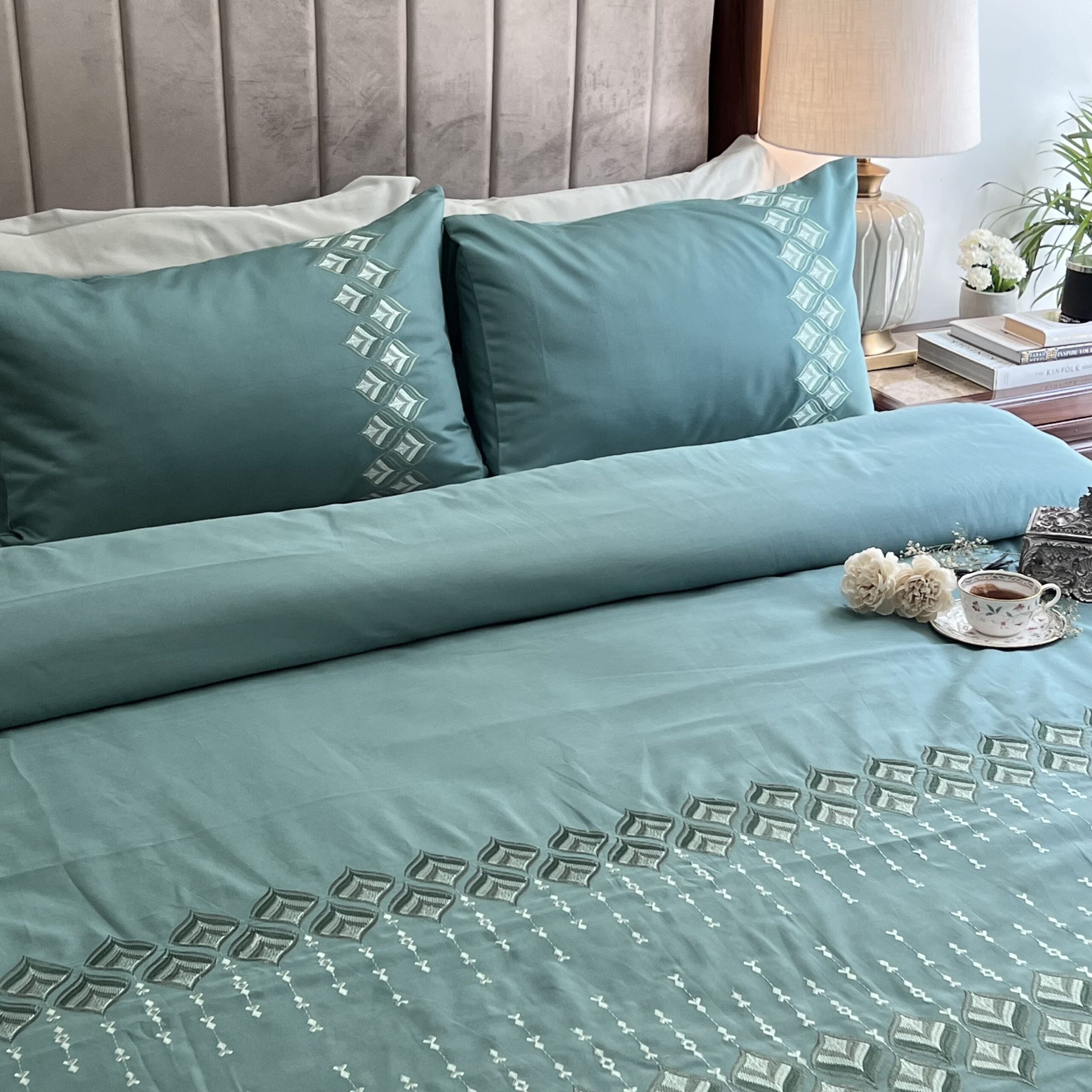 Leaflet Turquoise Syona Duvet Cover Set